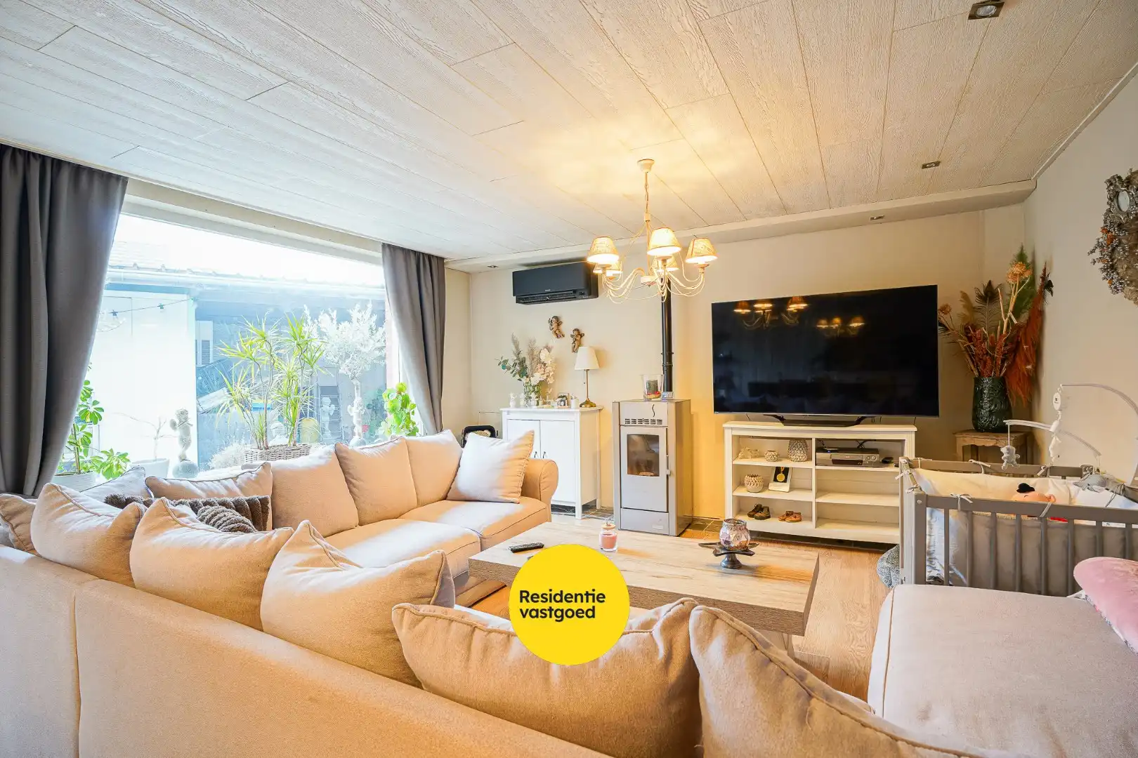 Handelswoning op topligging te Aartrijke foto 3