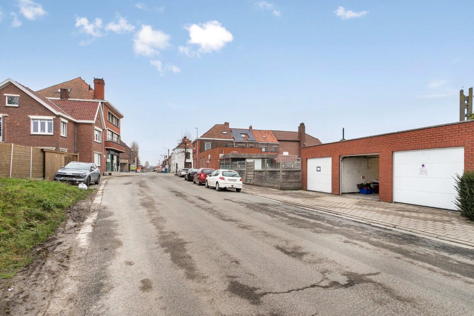 Gerenoveerde woning met prachtige leefruimte en garage! foto 21