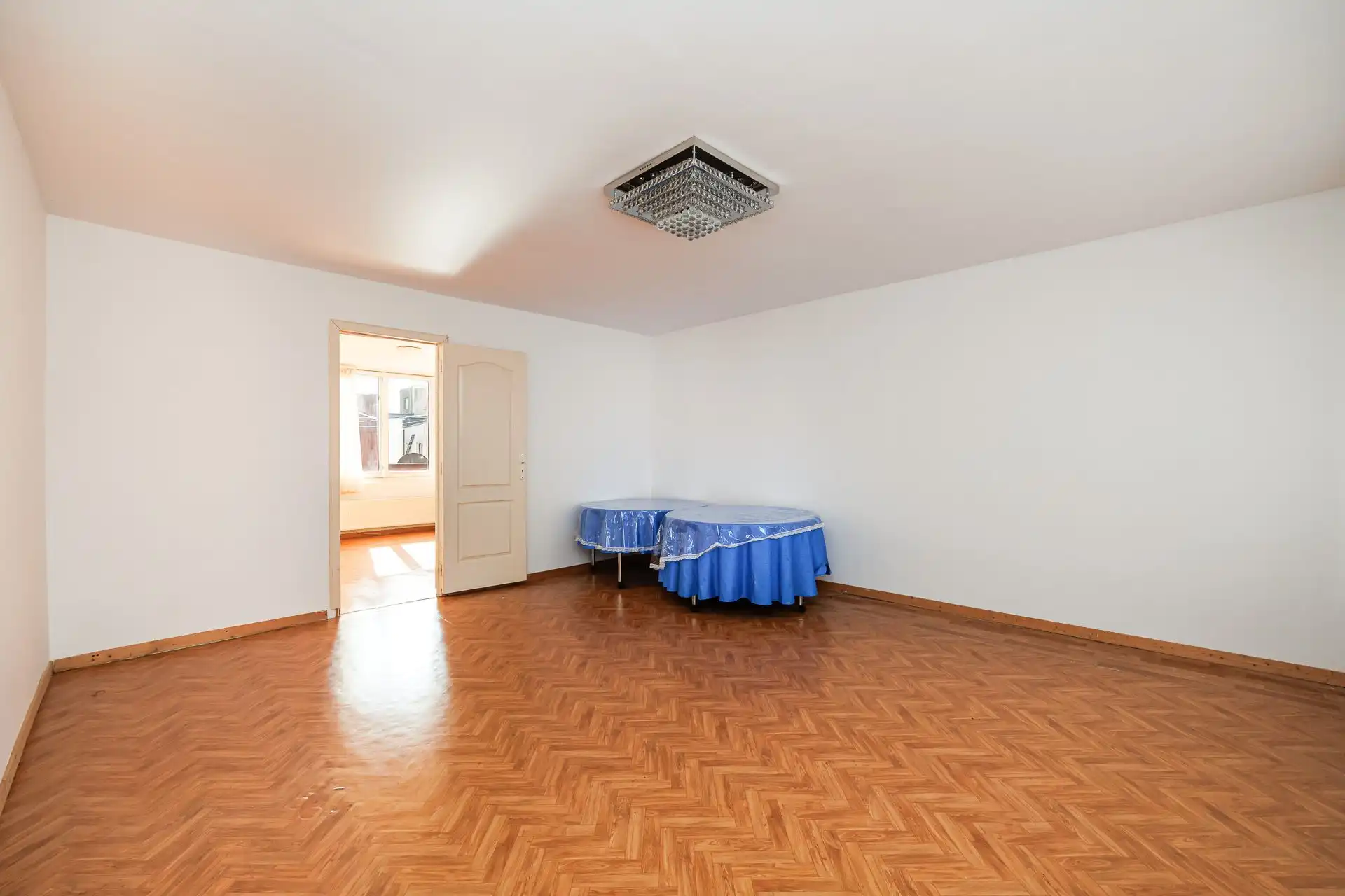 Te renoveren bel-etage met garage en dakterras foto 15