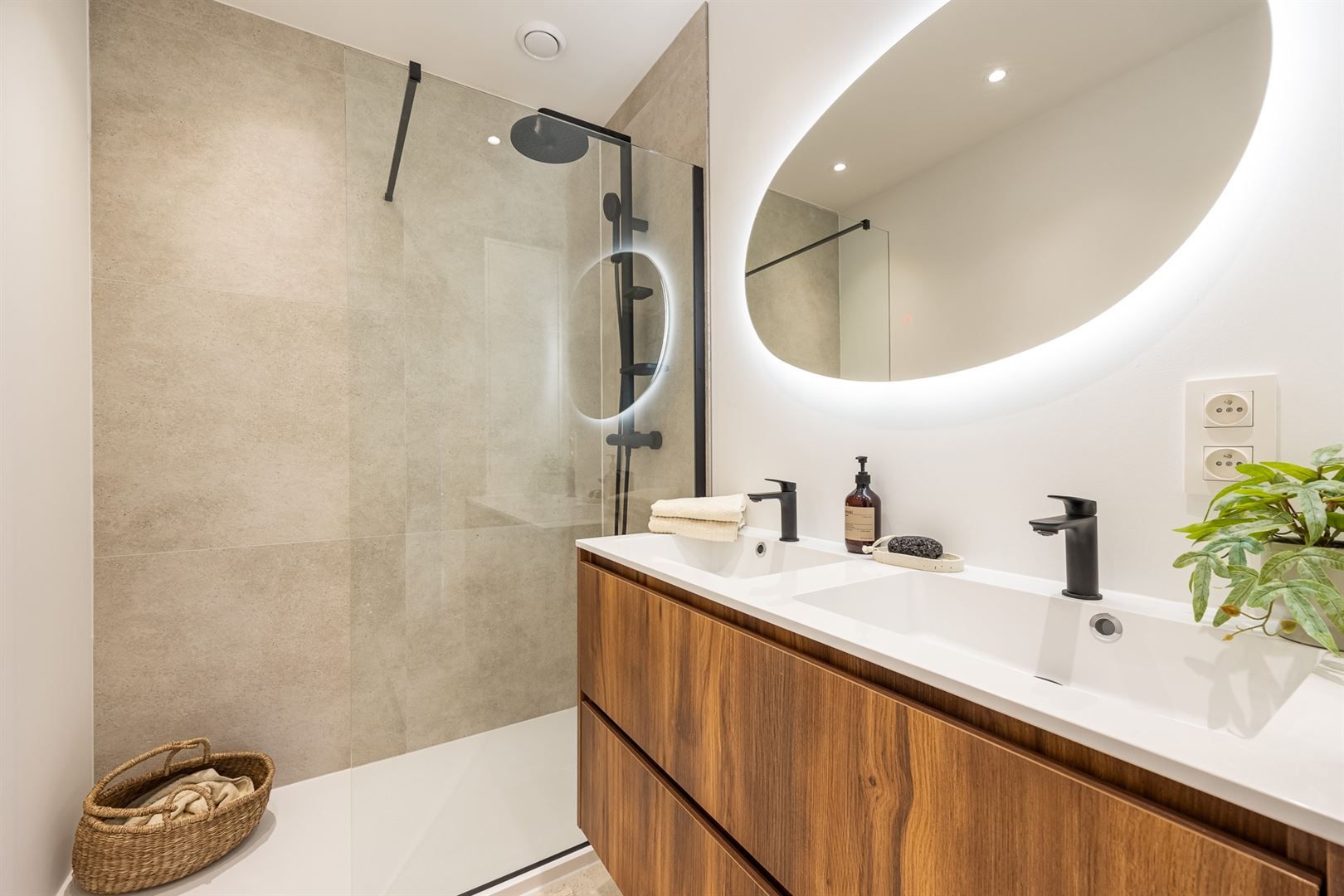 Renovatieproject met terras  foto 16