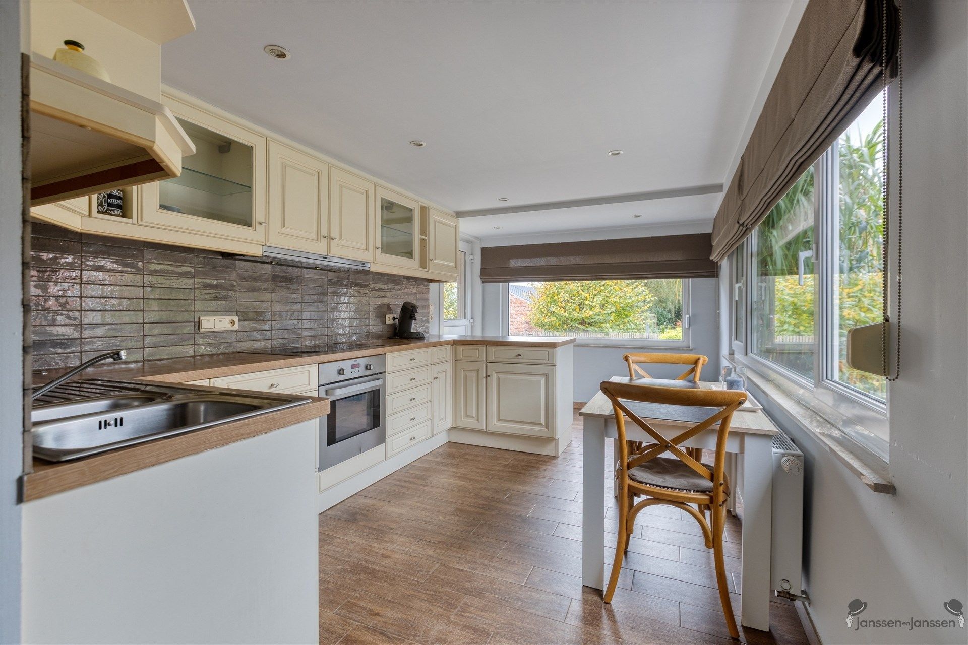 Instapklare gezinswoning met tuin, garage en energiezuinige voorzieningen foto 7