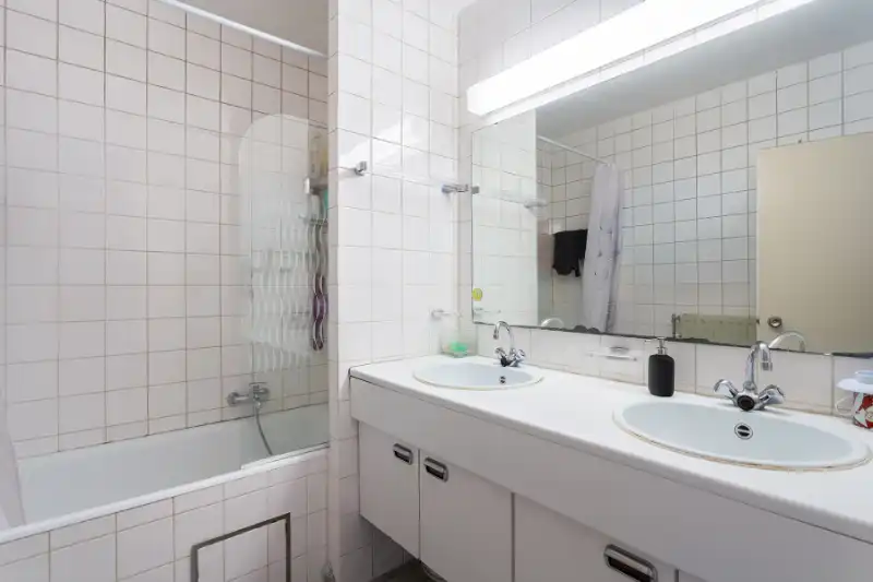 Te koop op te frissen appartement met garagebox! foto 15