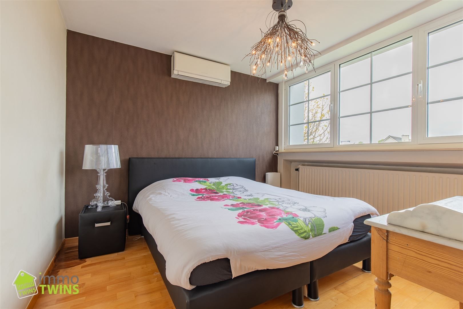 Ruime Vrijstaande Woning met 4 slpks foto 13