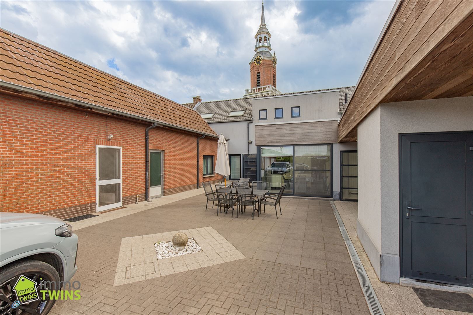 Veelzijdige woning met commerciële ruimte in hartje Zogge foto 30