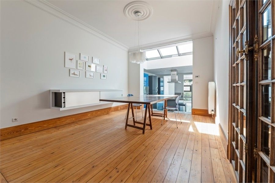 PRACHTIG HERENHUIS MET VEEL CHARME IN HET CENTRUM VAN SINT-TRUIDEN foto 15