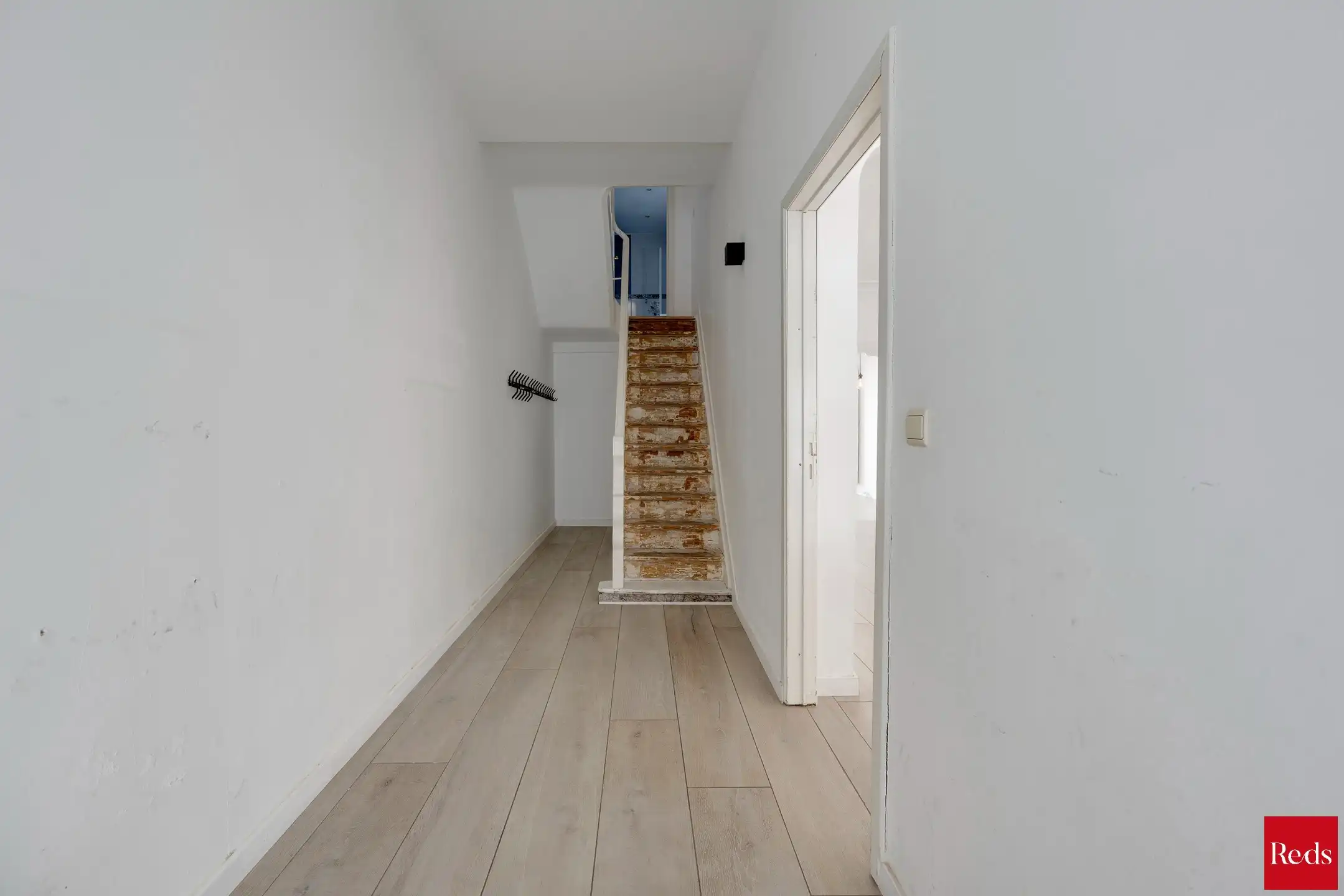 Rustig gelegen gezinswoning met 30 m² terras foto 12