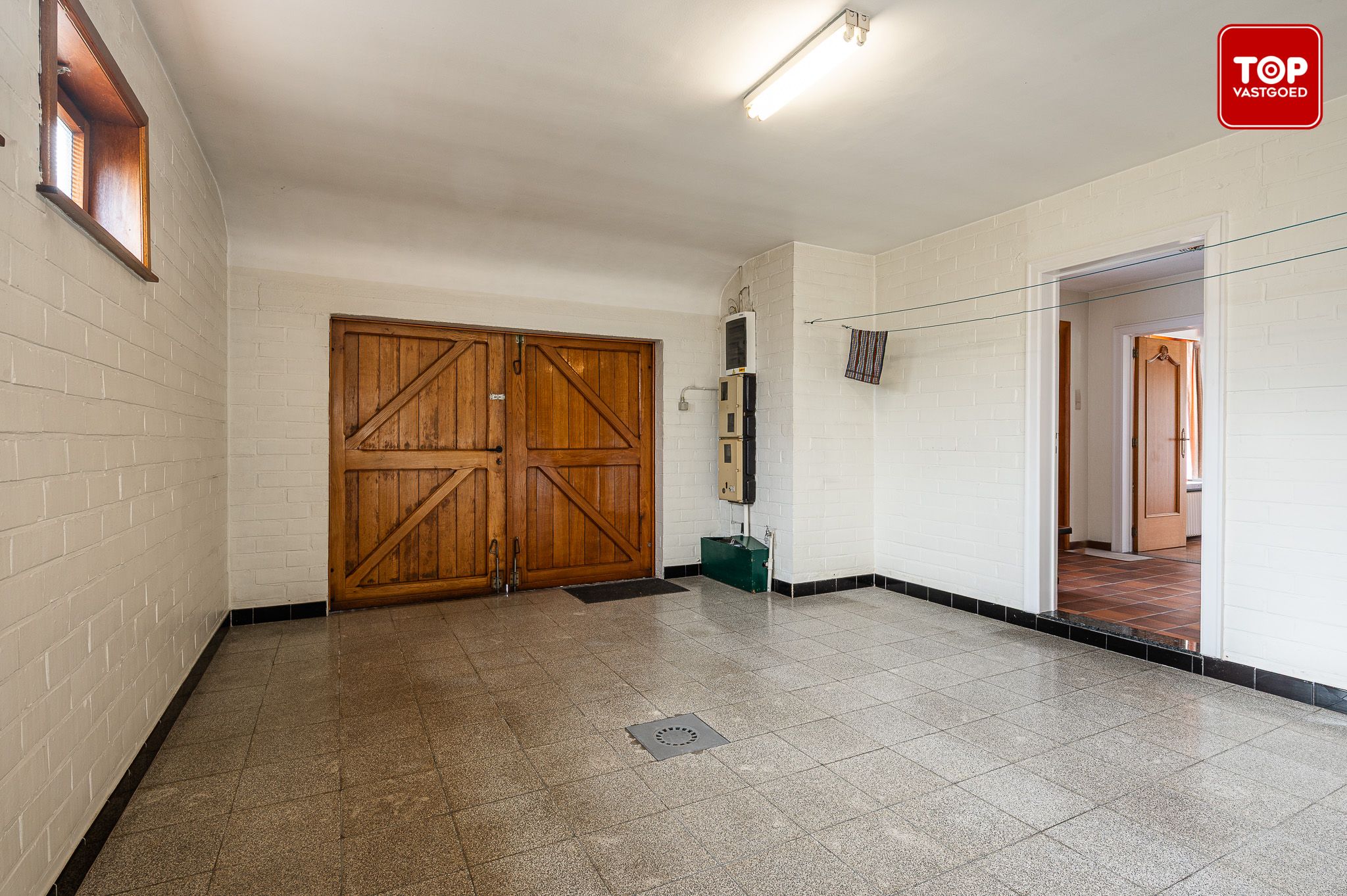 Open bebouwing met karakter en potentieel – 3 slaapkamers en ruime tuin. foto 22