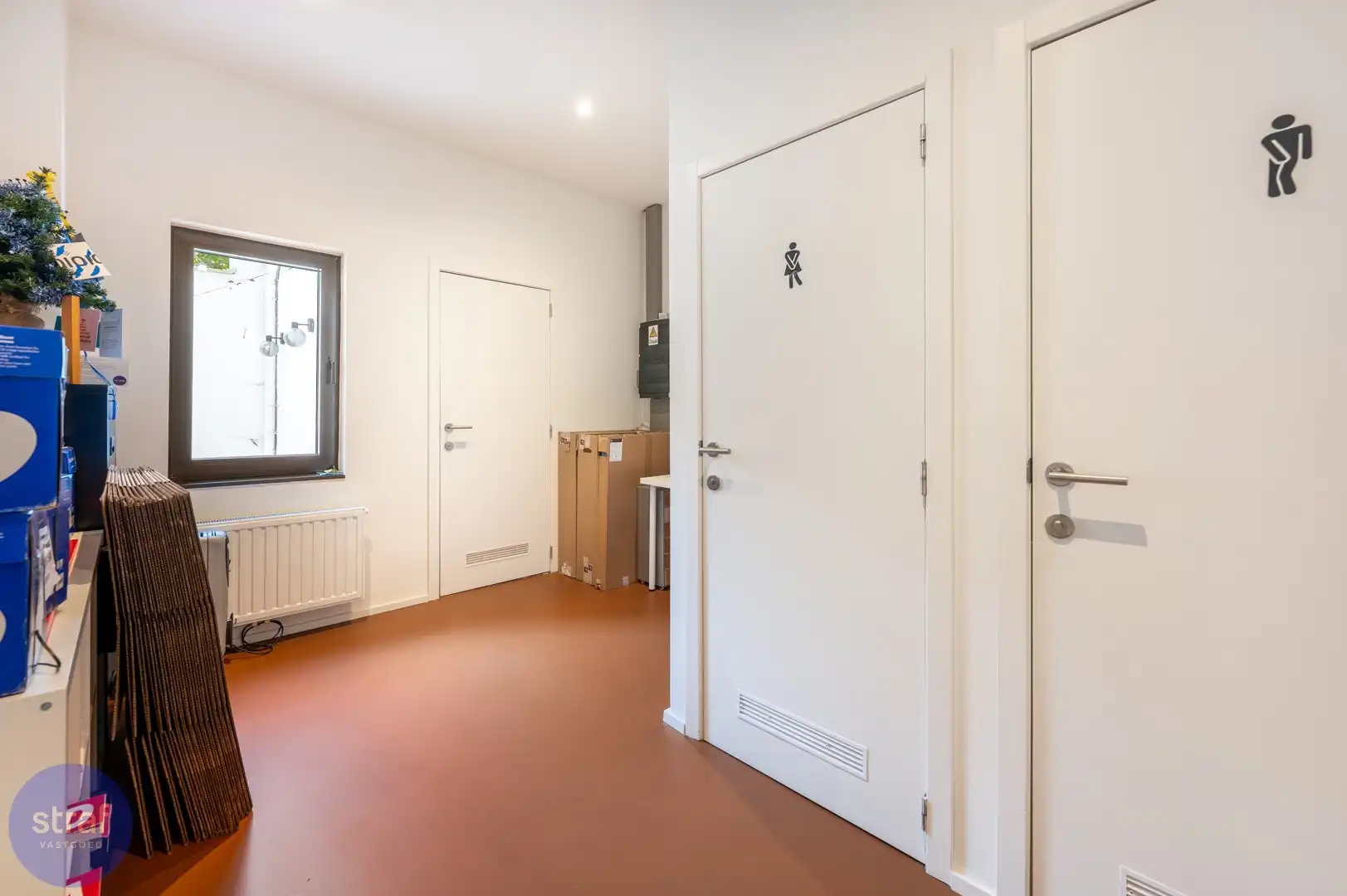 Hip kantoor/handelsruimte TE HUUR foto 9
