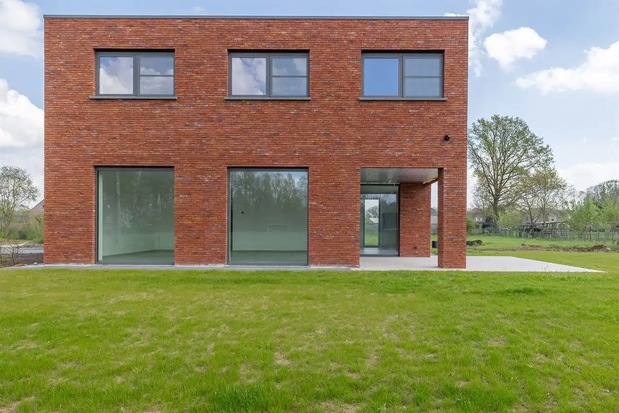 Nieuwbouwwoning, gunstig gelegen, 3 slpk, tuin, carport foto 35