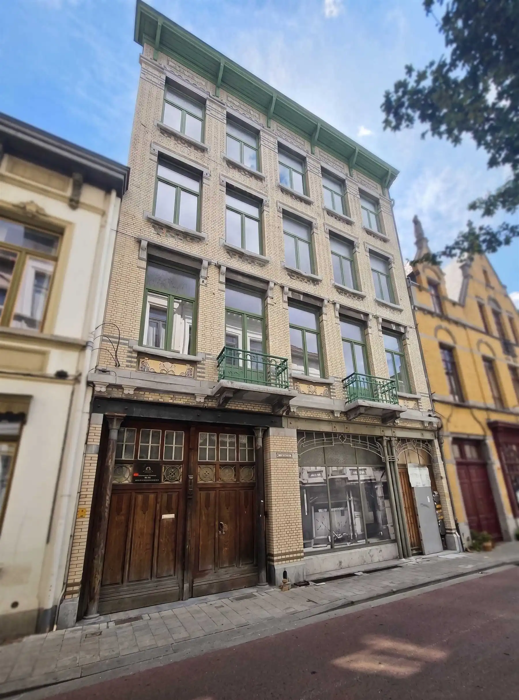 Instapklaar 1-slaapkamerappartement nabij Zurenborg foto 2