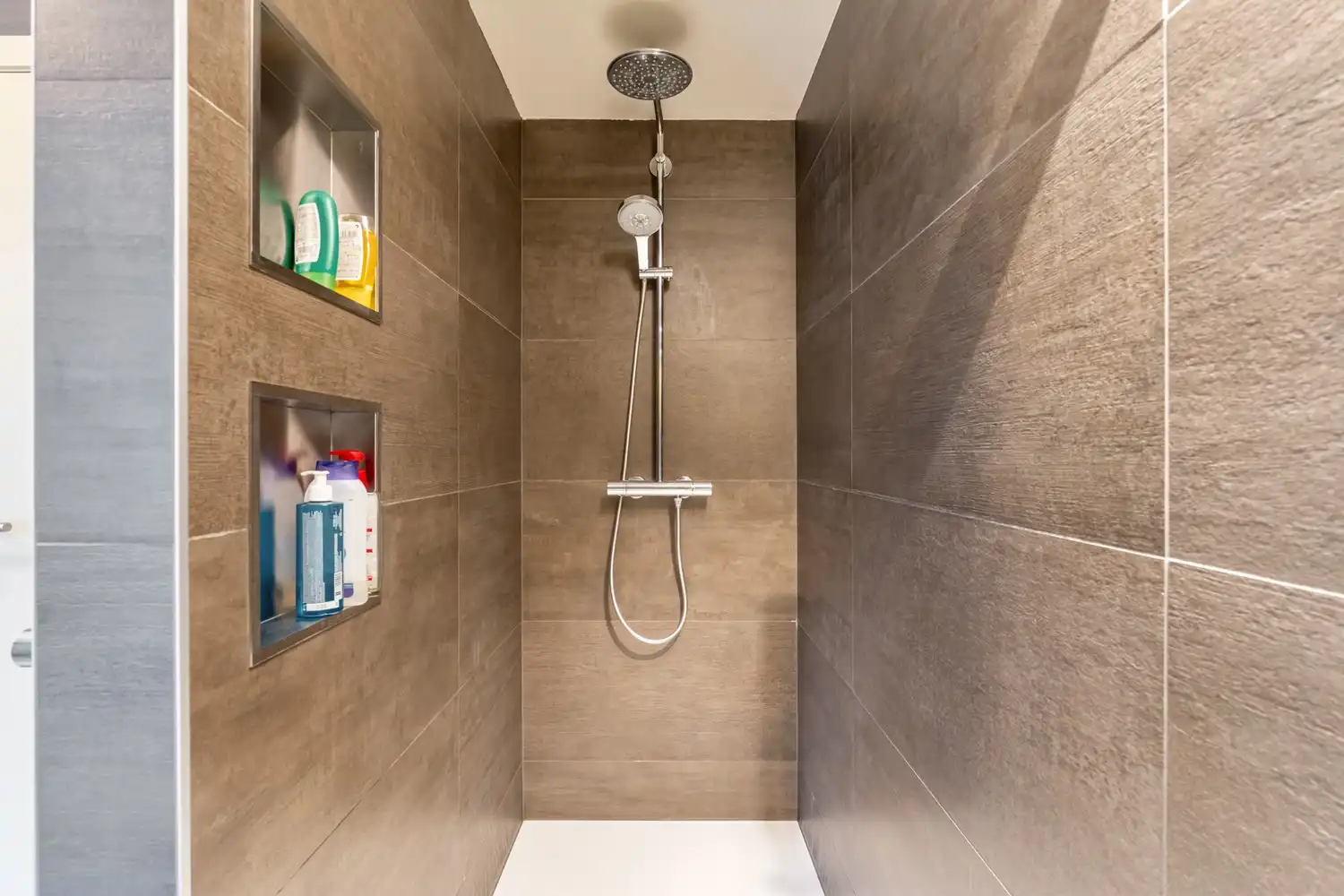 Moderne en energiezuinige driegevelwoning met 5 slaapkamers, een dressing, een garage en een tuin nabij het Provinciedomein te Kessel-Lo! foto 20