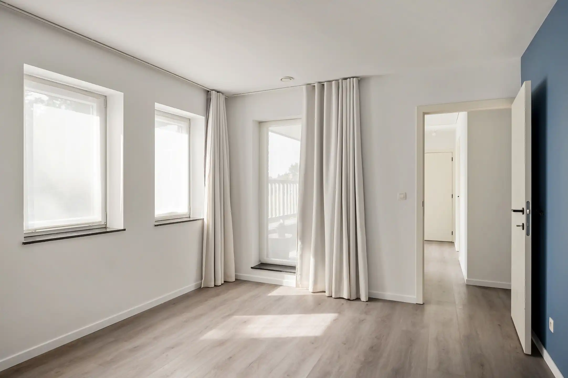 Moderne EPC A-villa op toplocatie nabij scholen en station, met prachtige tuin en privacy foto 27