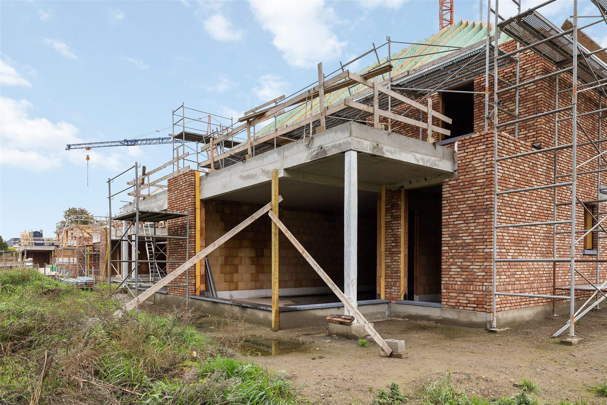 NIEUWBOUWWONING MET 3 SLAAPKAMERS UITERST CENTRAAL DOCH RUSTIG GELEGEN TE ZONHOVEN foto 2