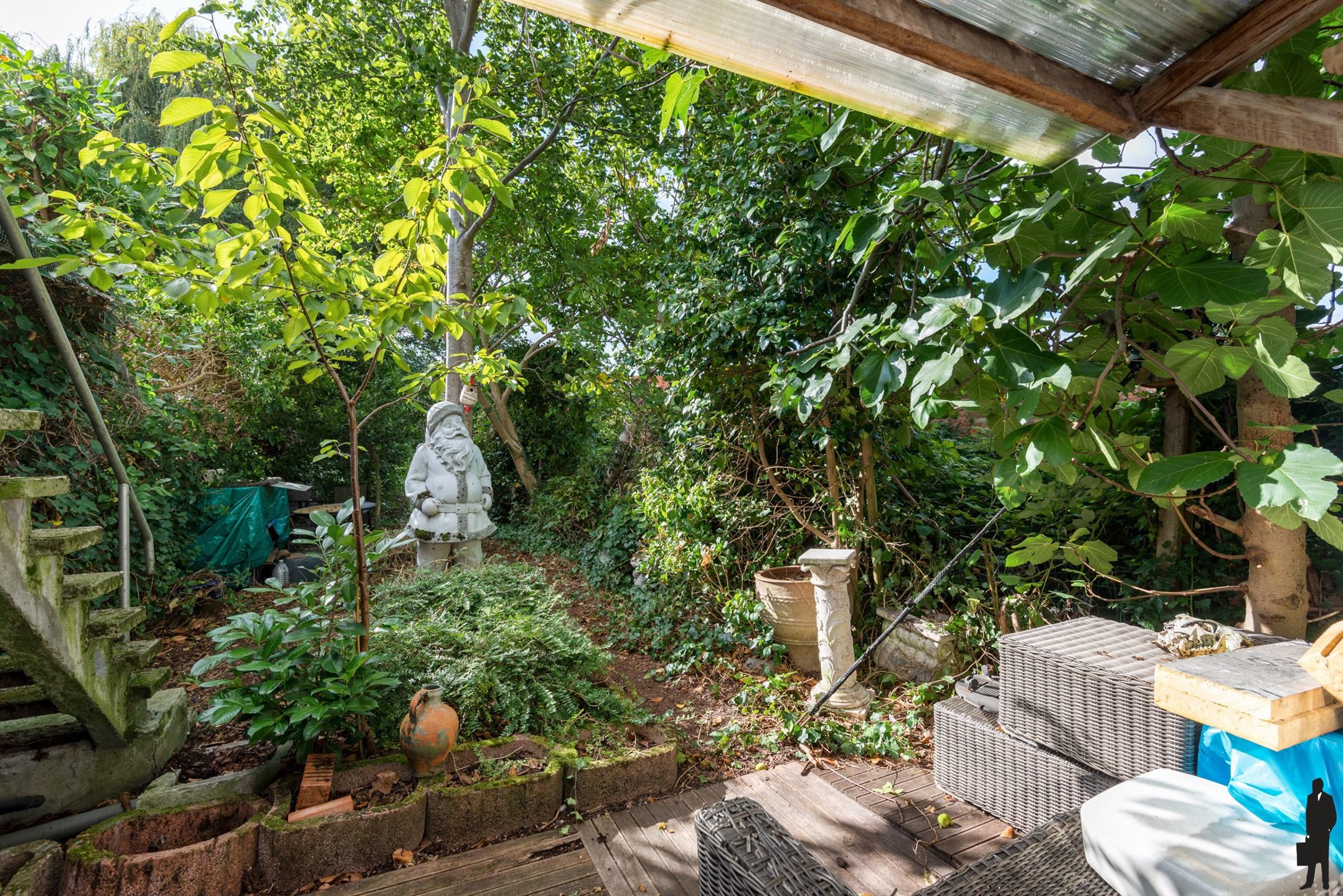 Ruim handelshuis met grote tuin in hartje Wilrijk  foto 11