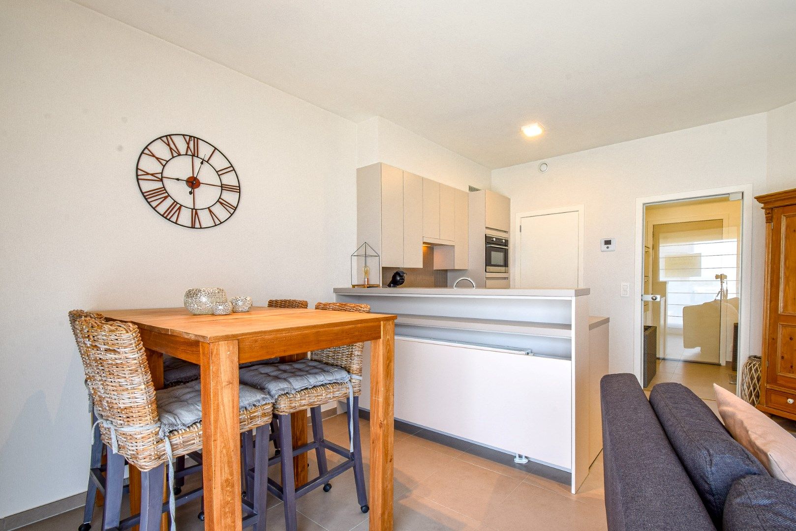 Instapklaar appartement op de zeedijk foto 2