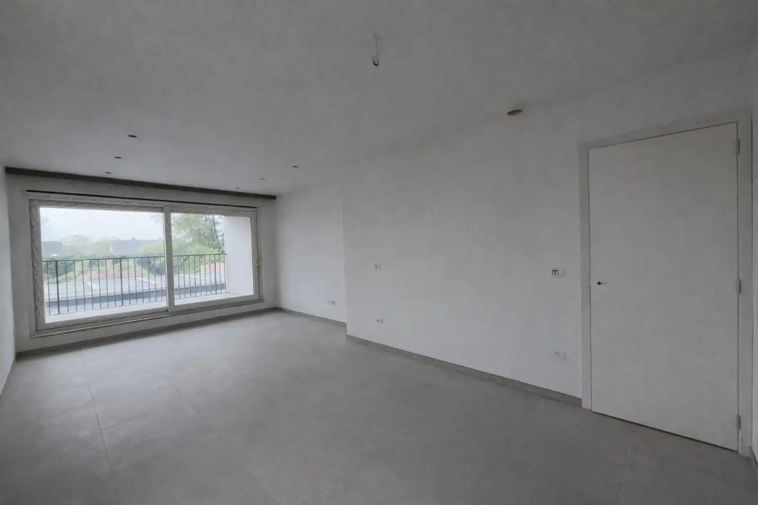 Nieuwbouwappartement te huur in centrum Nazareth foto 2