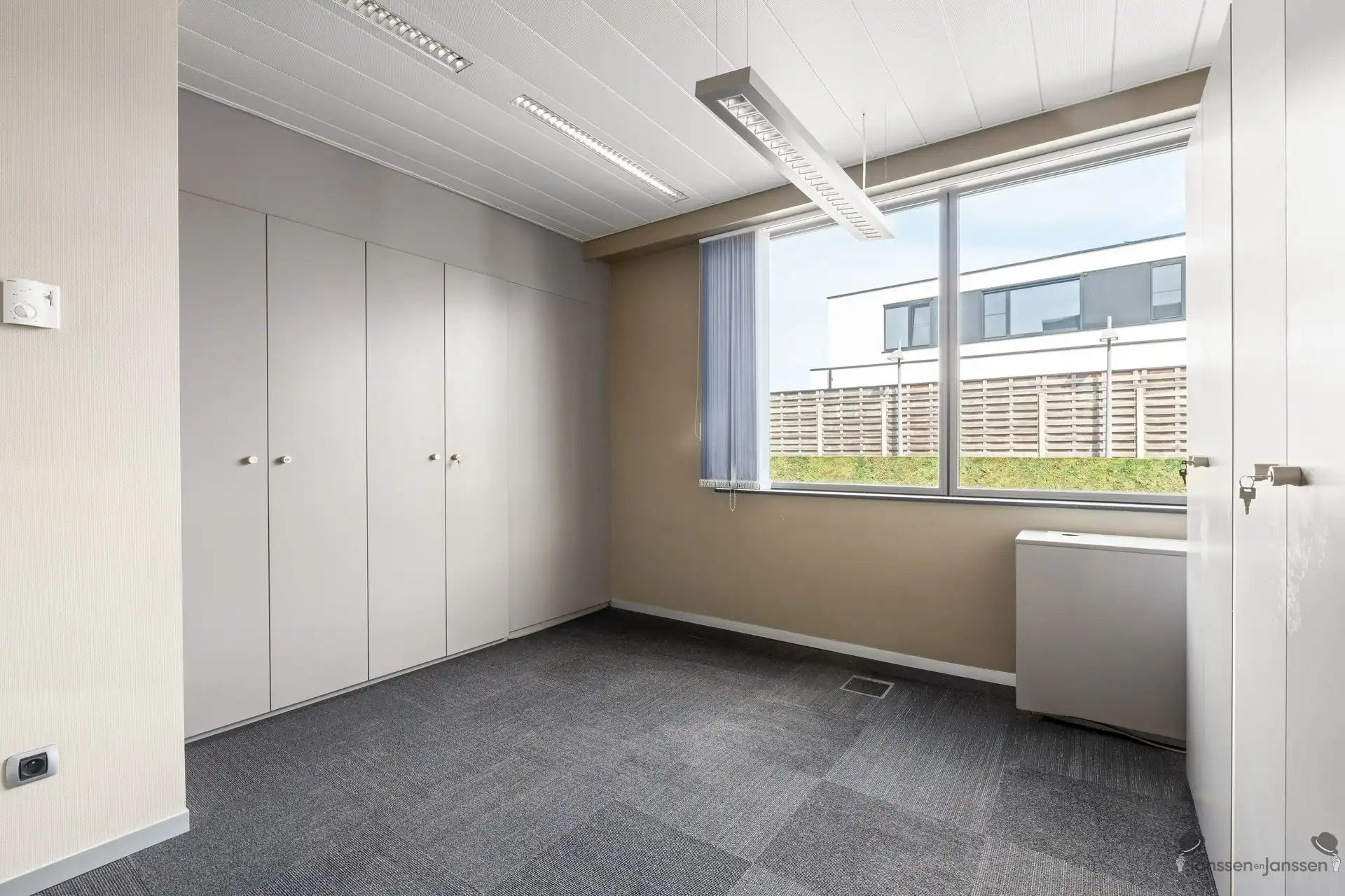 gebouw voor gemengd gebruik foto 16