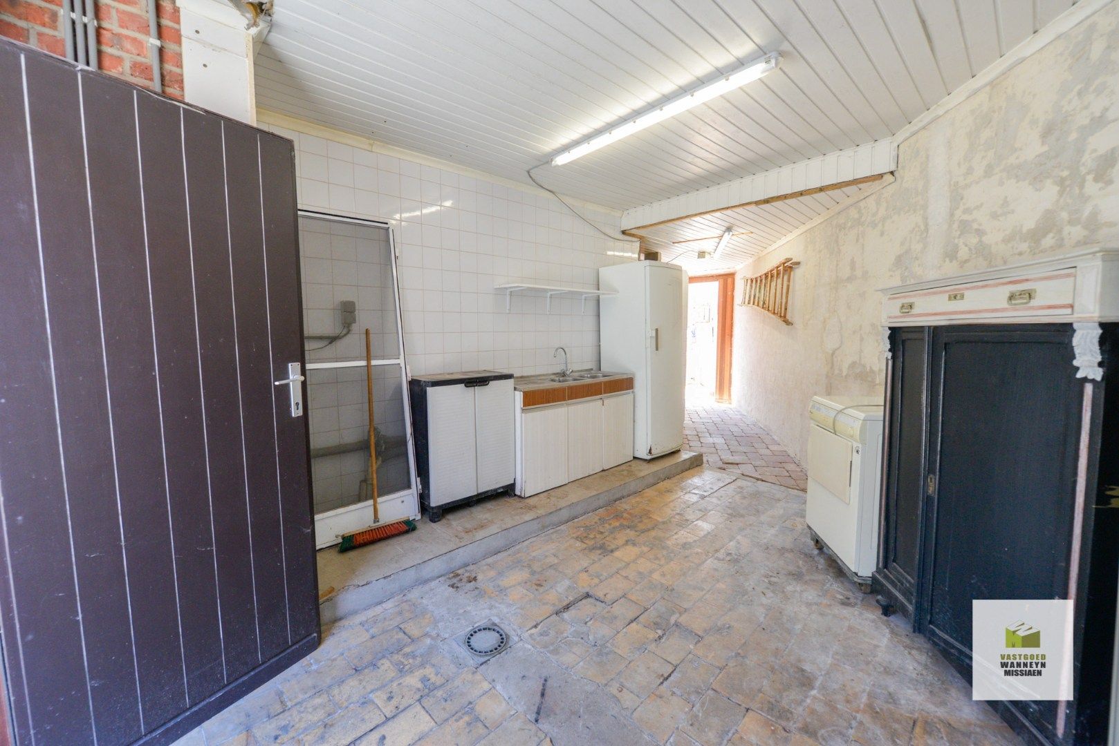 Starterswoning met 3 slaapkamers en knusse stadstuin met fietsenberging. foto 13