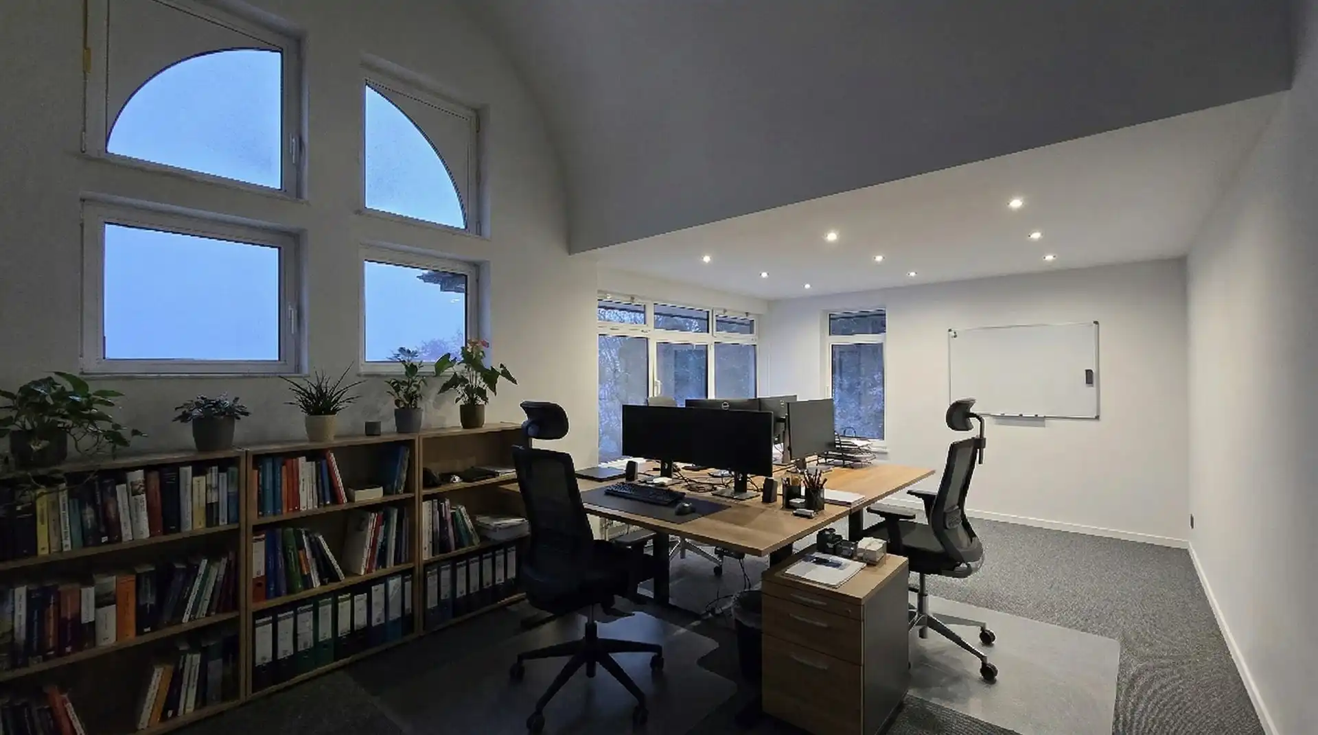 Karaktervol kantoorpand met uitzonderlijke visibiliteit in Herent foto 13