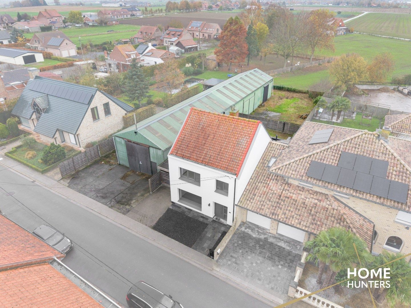Woning met riante loods van 275m² op centrale ligging in regio Wervik foto 2