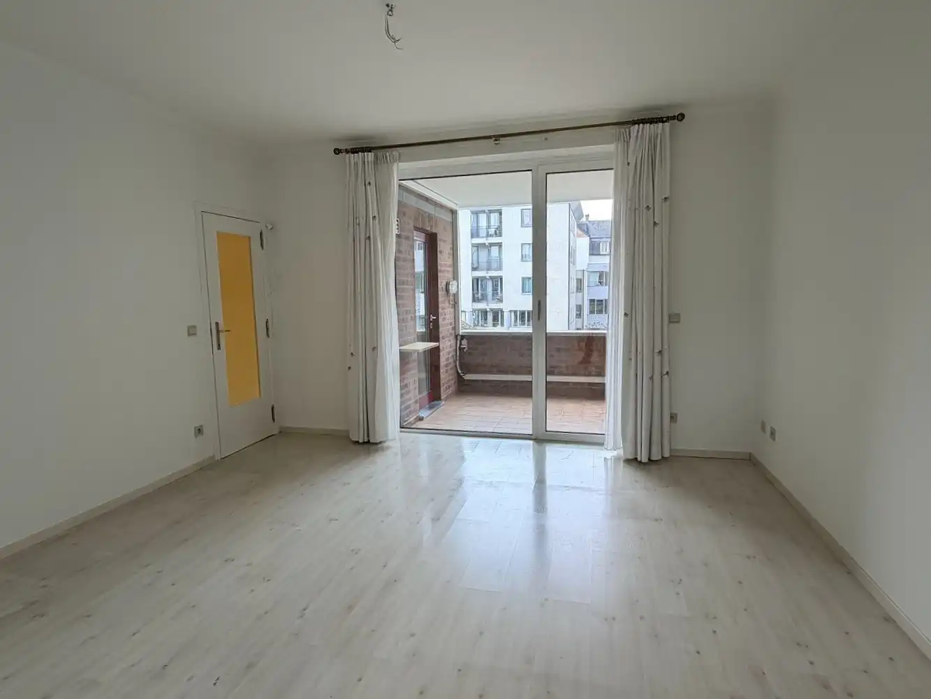 Ruim en lichtrijk appartement  (ca. 100m2) met autostaanplaats centrum Leuven foto 14