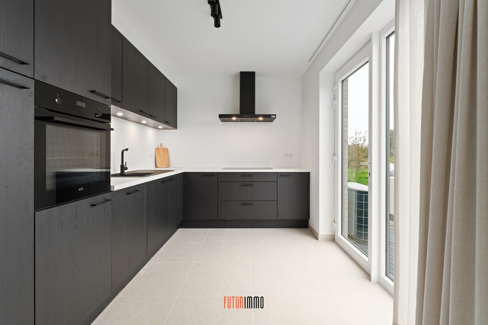 Nieuwbouwwoning met garage foto 7