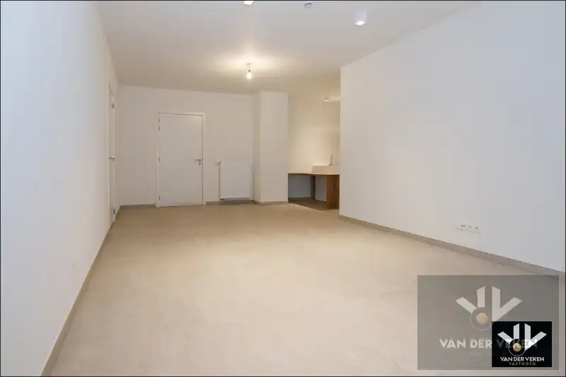 RECENT 2-SLPK SERVICEFLAT IN HET HART VAN HASSELT MET GUNSTIG RENDEMENT foto 5