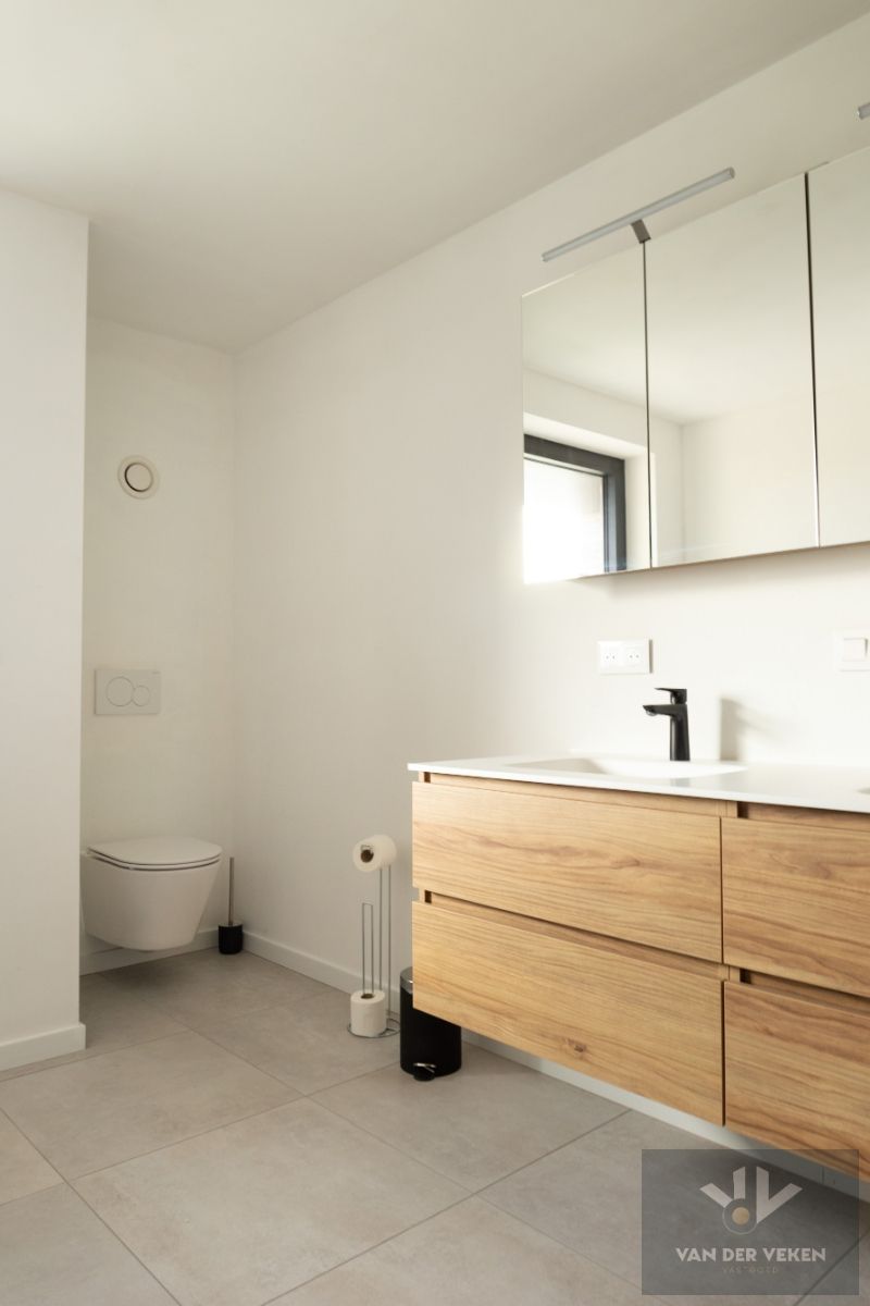 Luxueus en zeer energiezuinige half open bebouwing foto 8