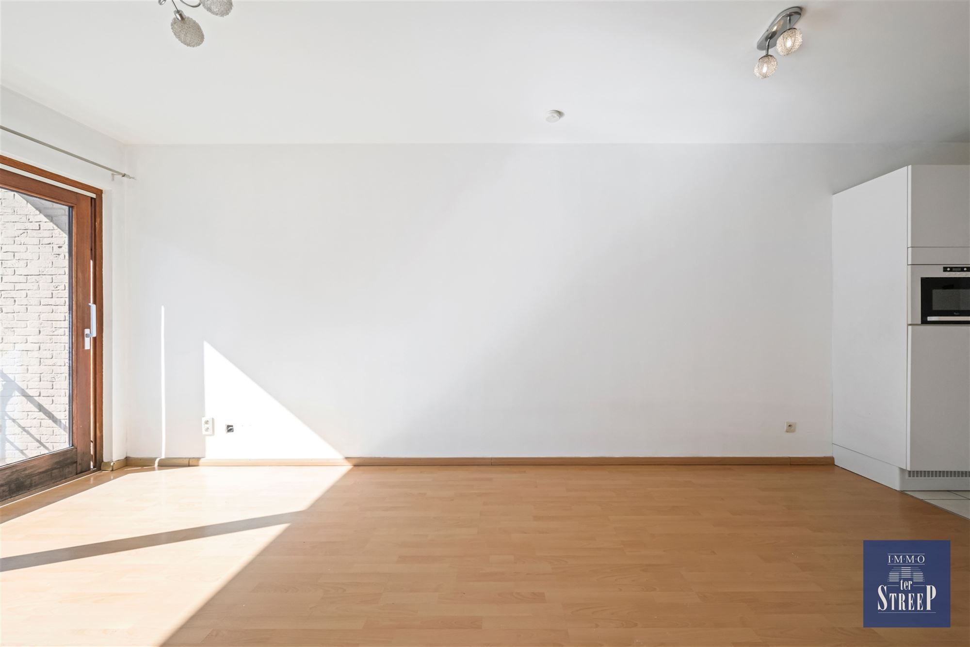 Ruime studio in het centrum van Oostende foto 3