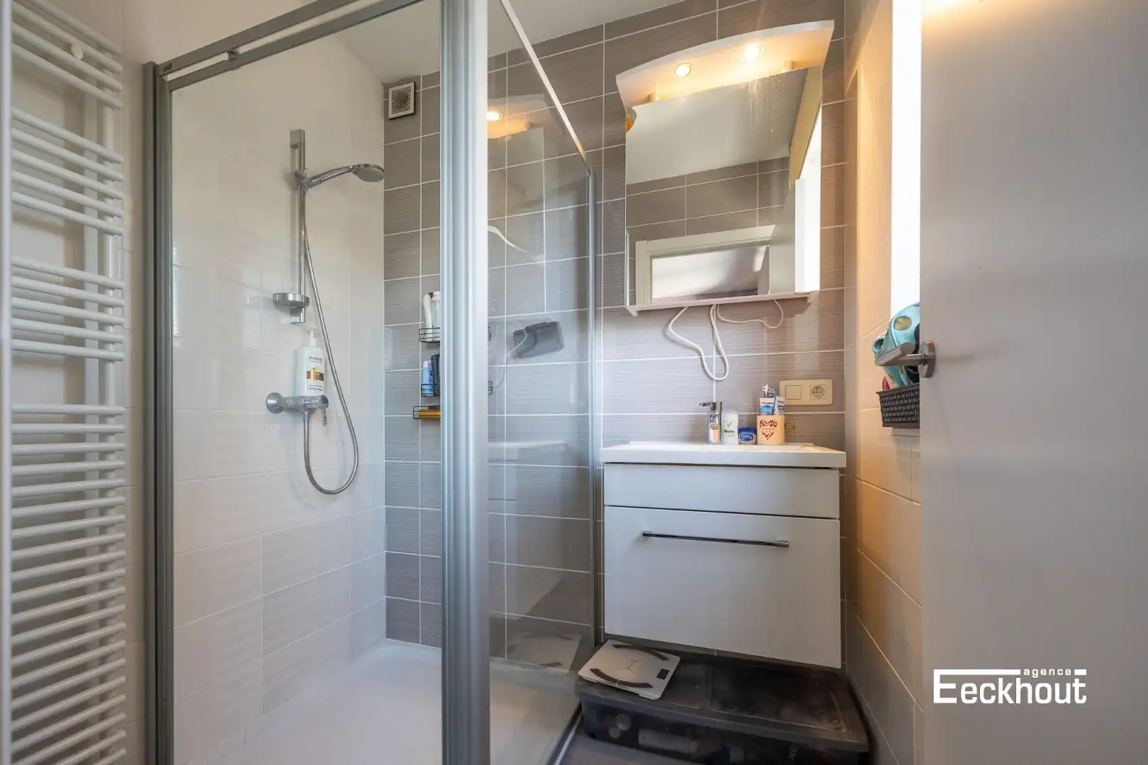 Instapklaar appartement op enkele passen van het centrum te Oostende! foto 7