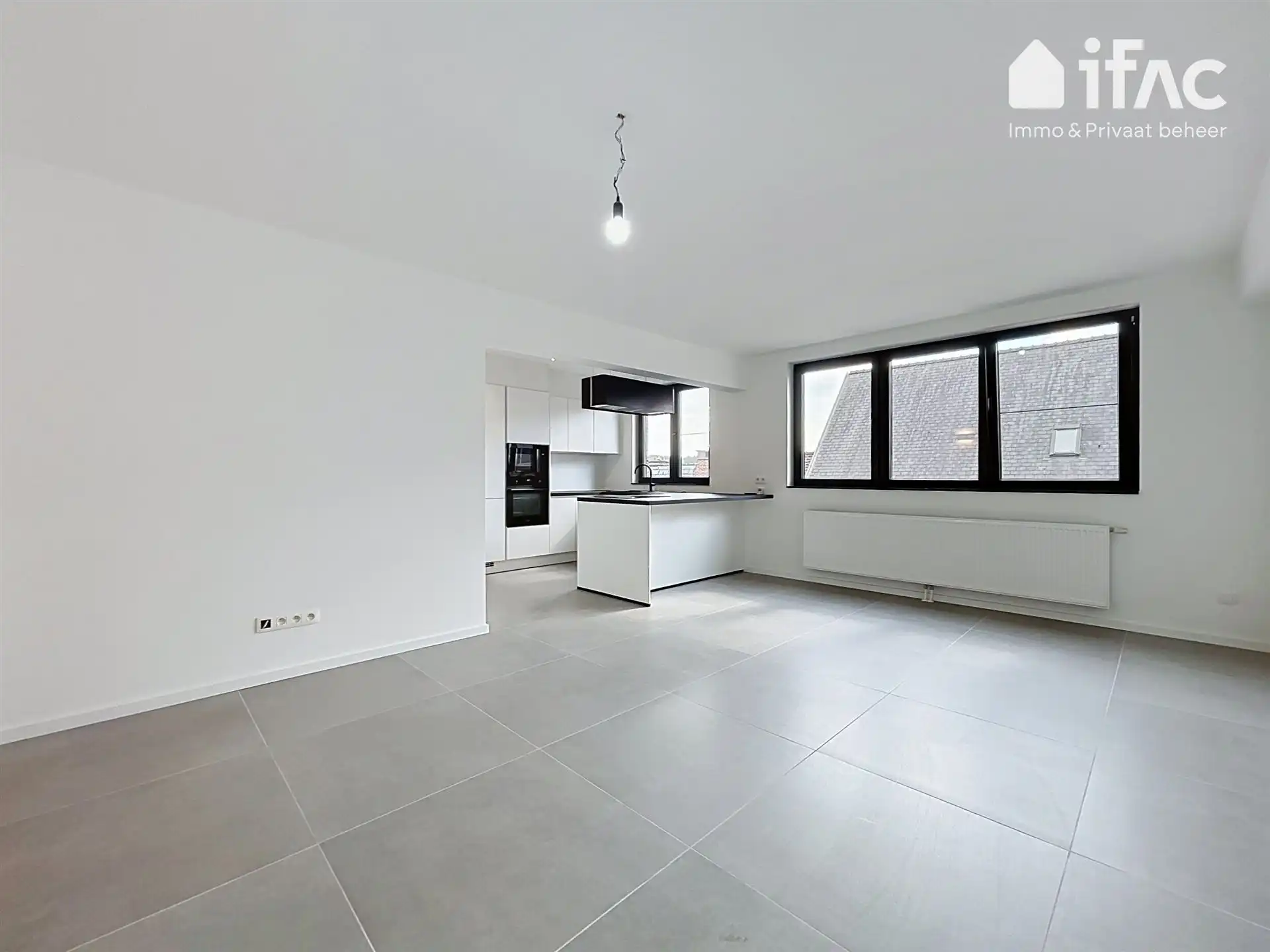 Modern appartement met terras en 2 slaapkamers foto {{pictureIndex}}