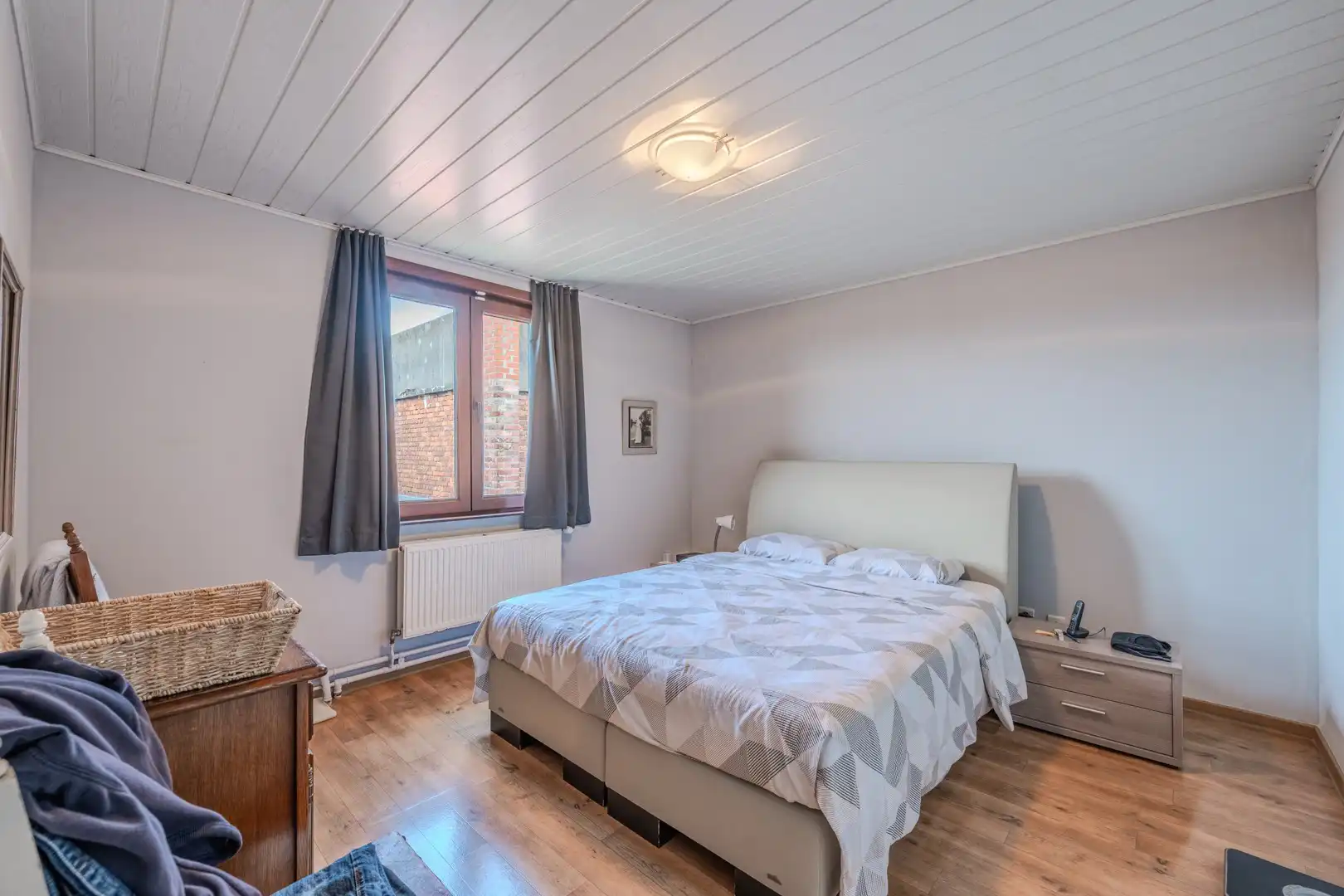 Woning op een ruim perceel van 989 m² foto 7