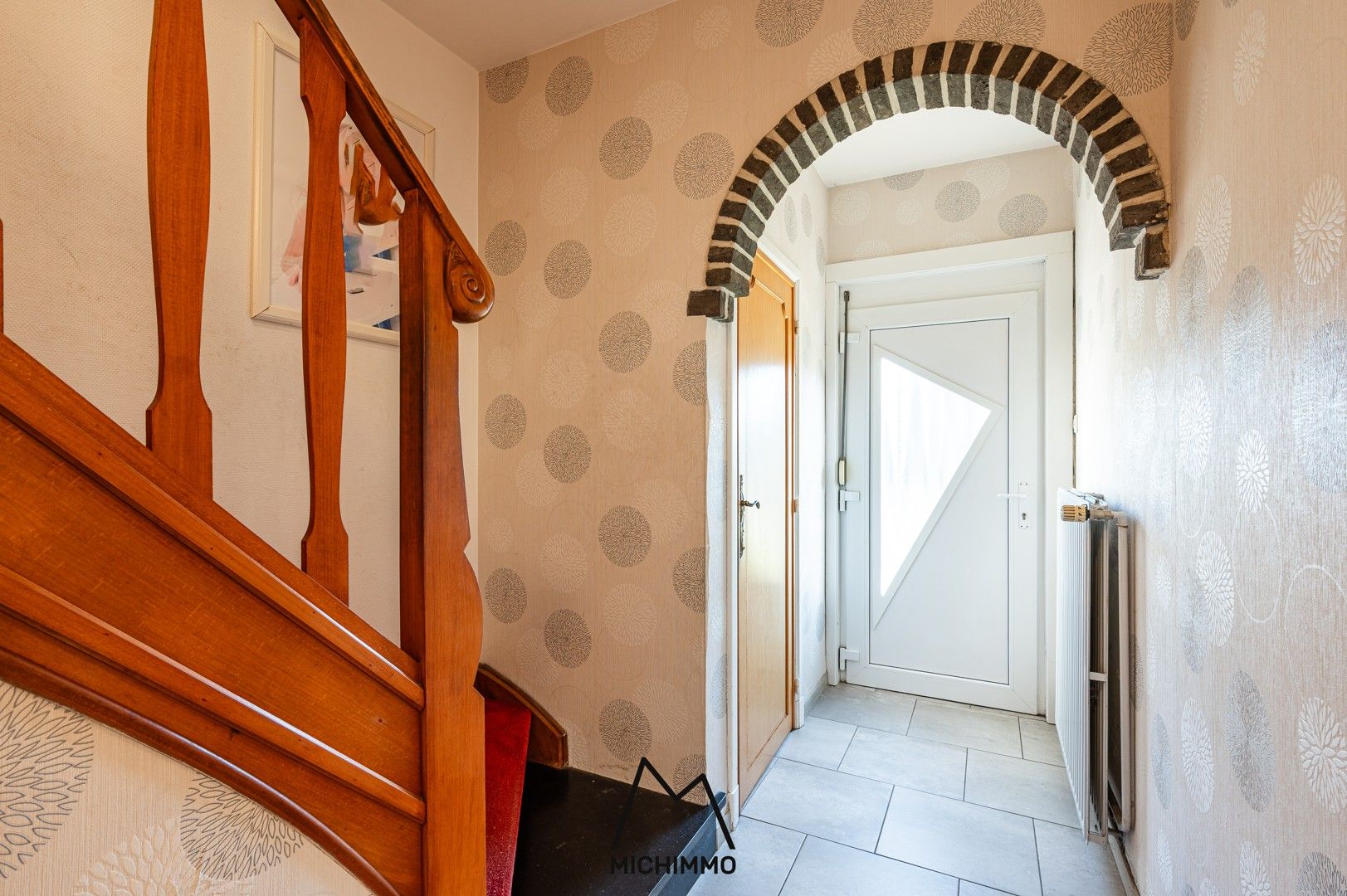 Open bebouwing met drie slaapkamers, grote tuin en EPC C (240 kWh) foto 10