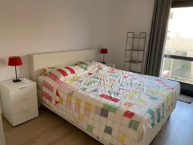 Ruim en instapklaar appartement met 3 slaapkamers, 2 terrassen en garage. foto 17
