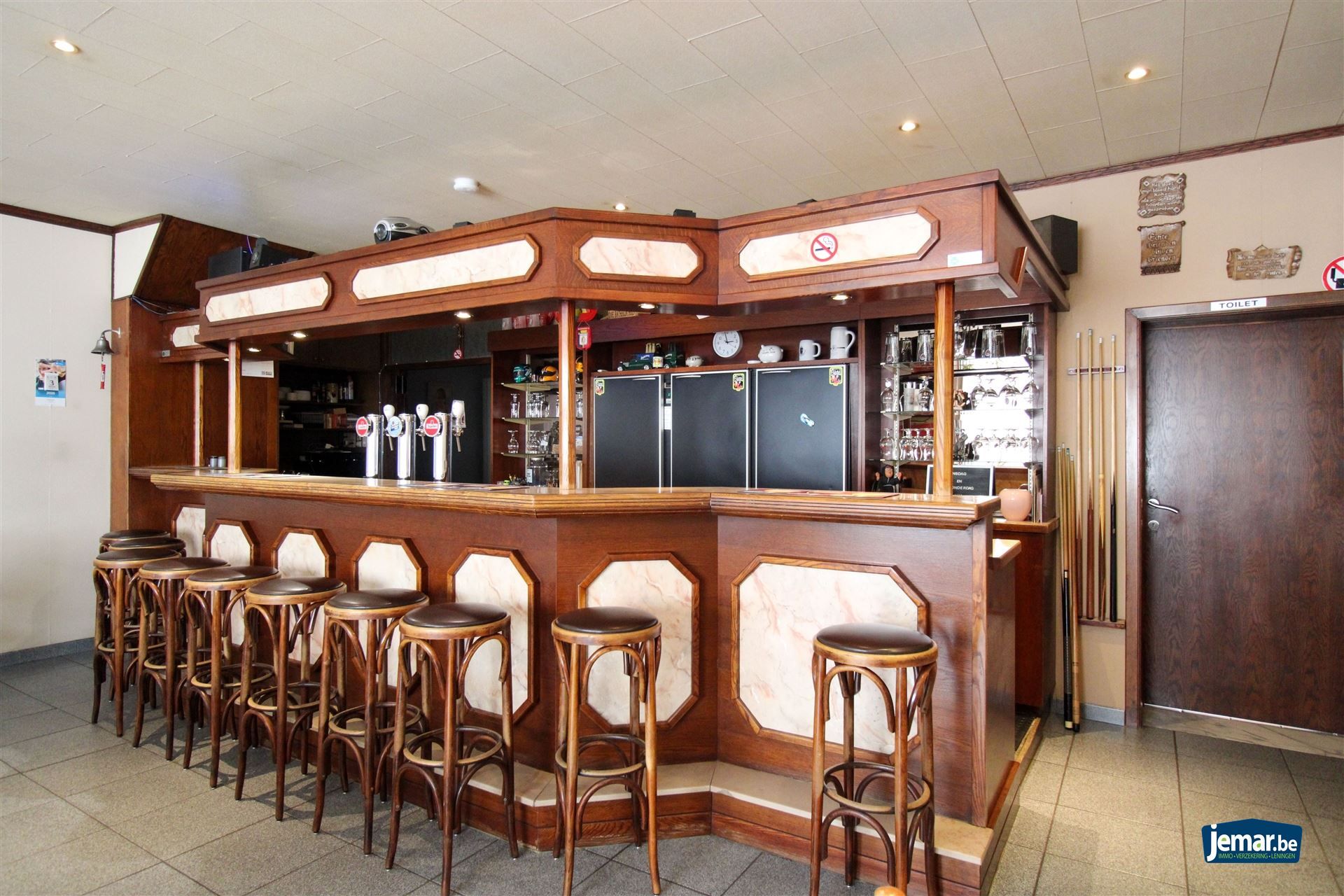 Handelspand met woonst te koop gelegen op toplocatie in Maasmechelen! foto 3