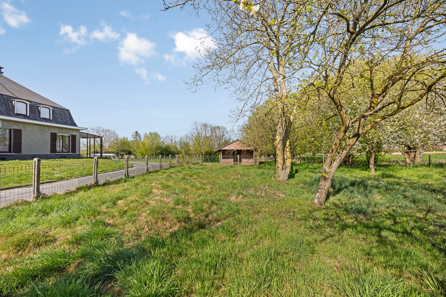 immo DAVID stelt voor: te renoveren villa foto 26