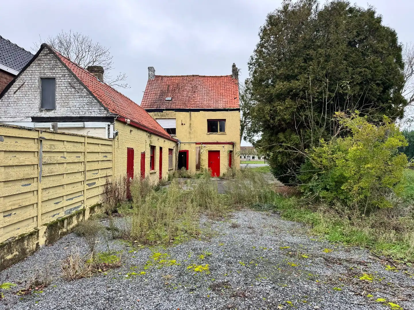 Te renoveren handelshuis te Eernegem foto 10