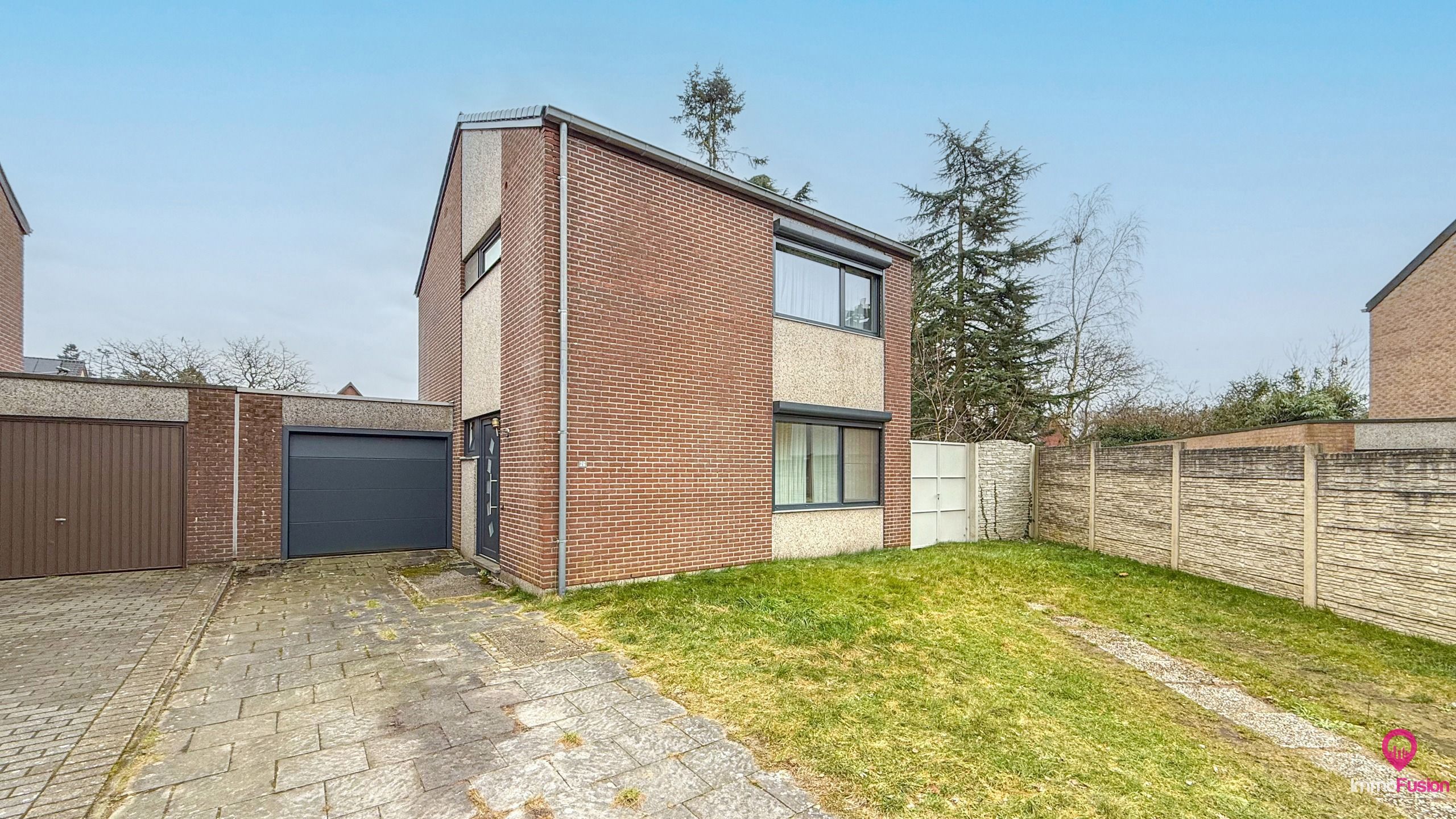 Gezellige woning met 3 slaapkamers gelegen te Houthalen! foto 2