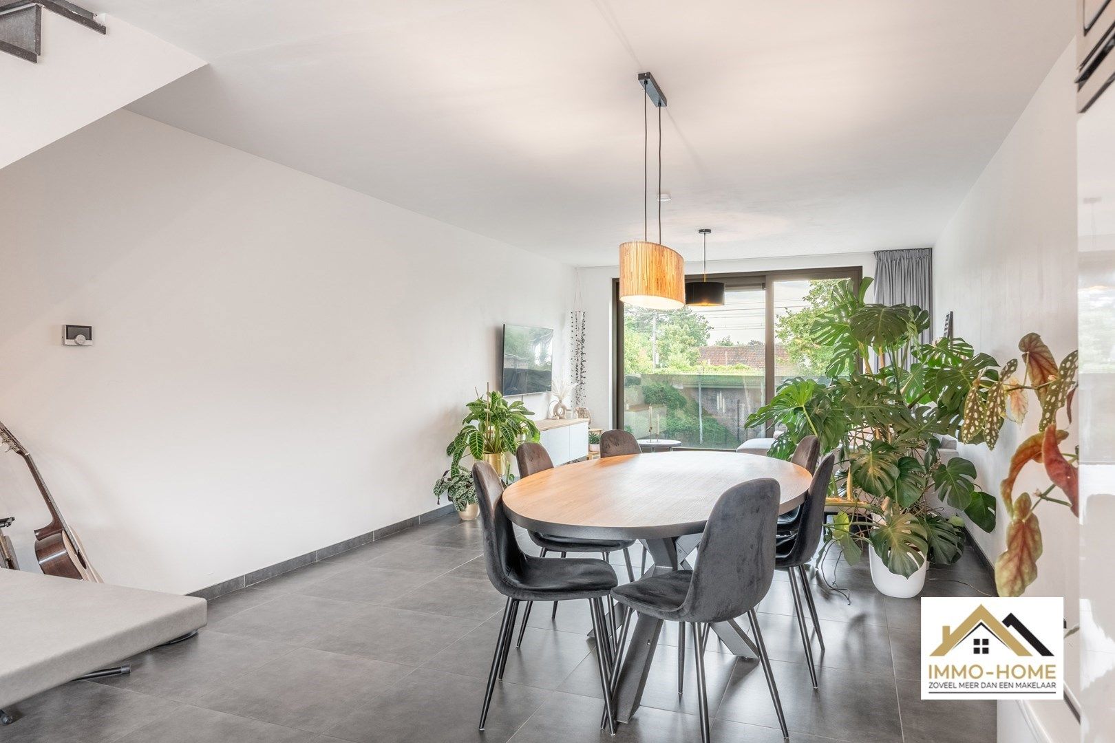 Prachtig modern appartement BJ 2009 op TOPLIGGING foto 4