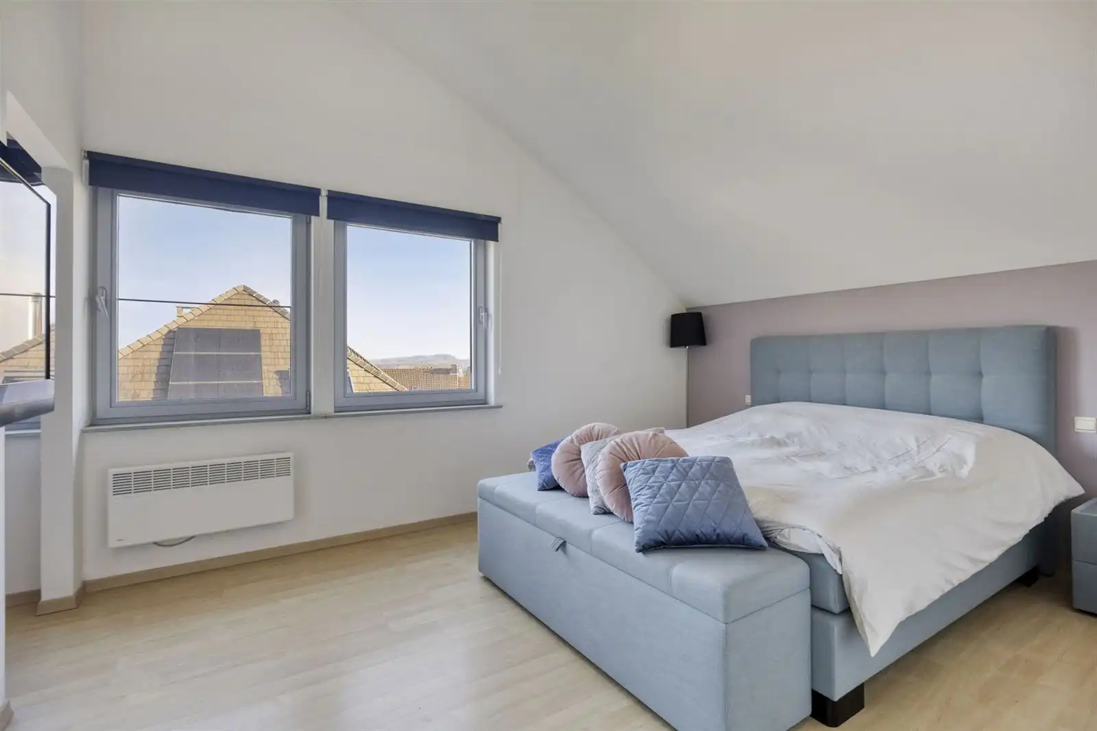 Ruime woning te koop met 5 slaapkamers foto 13