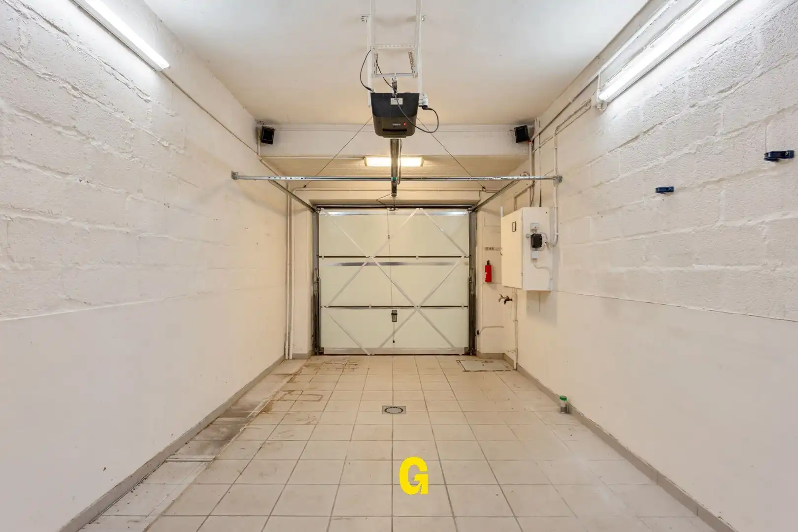 Te renoveren halfopen woning op 8a 85ca, in een rustige, gunstig gelegen woonwijk te Diepenbeek foto 12