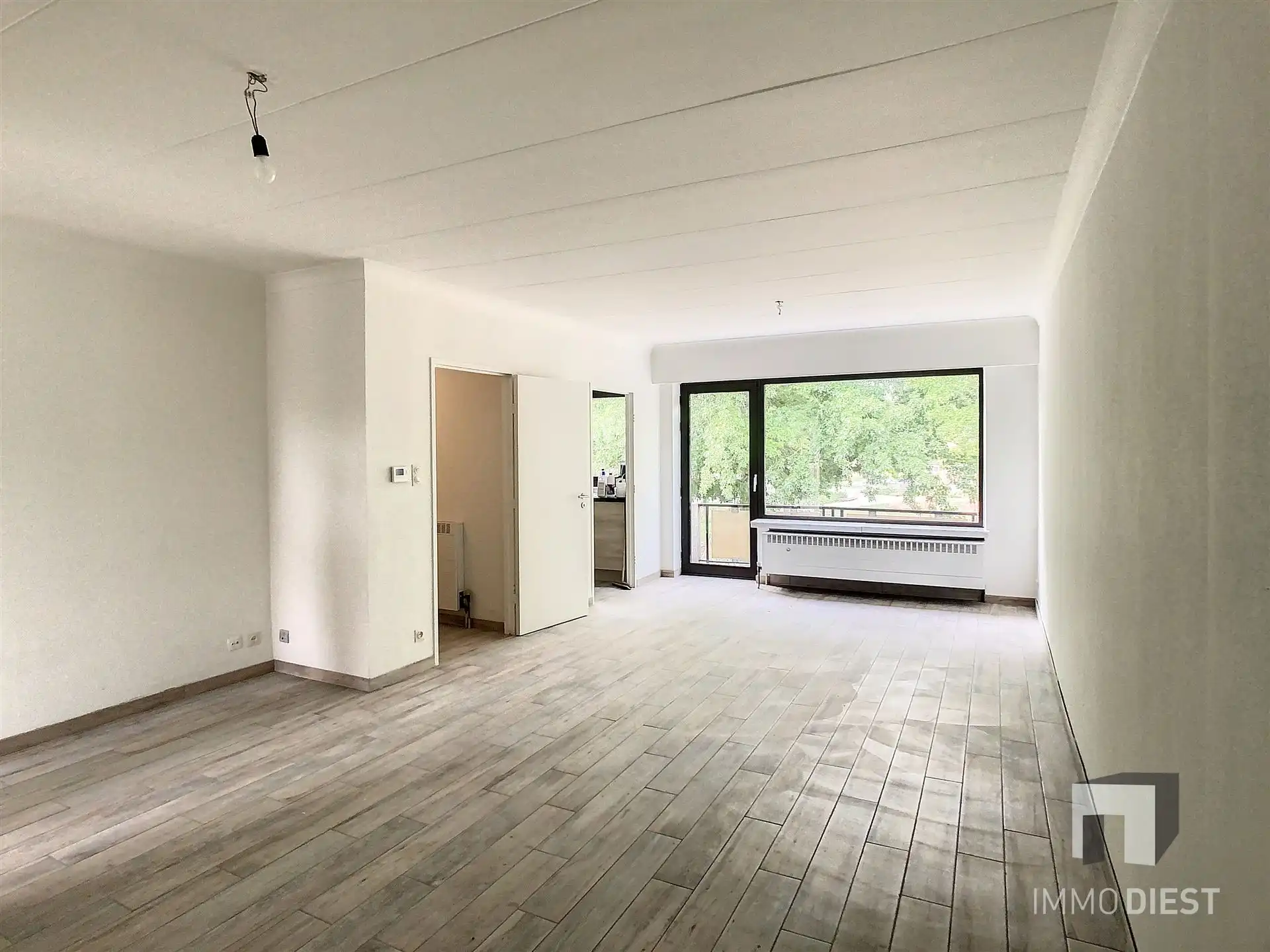 Gerenoveerd appartement met twee slaapkamers in het hartje van Hulst (Tessenderlo) foto 5