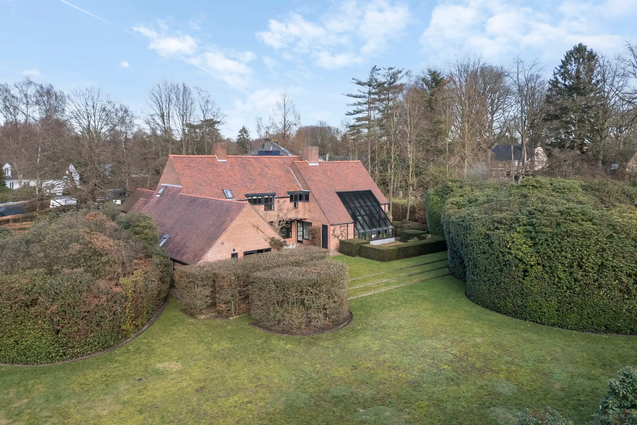 SCHILDE -  Tijdloze villa te midden van groene oase! foto 12