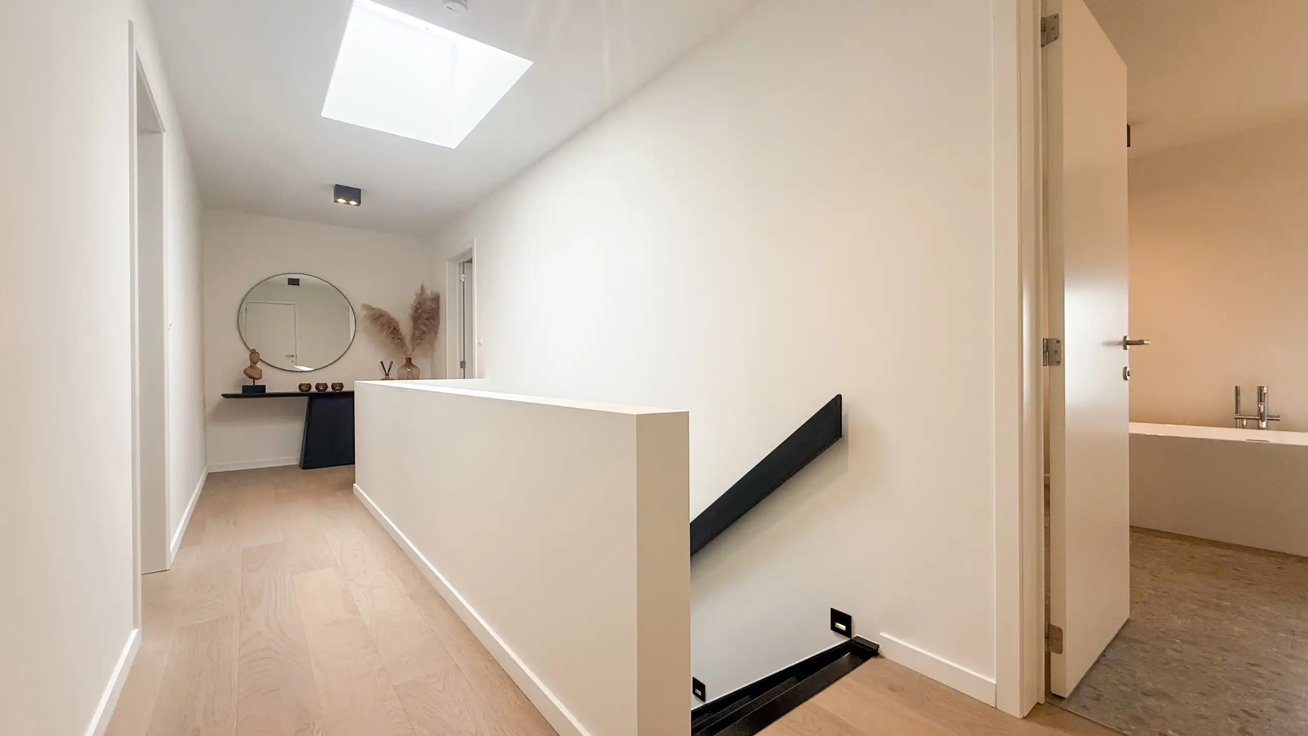 Luxueuze nieuwbouwwoning uit 2023 met E-peil 13 te Paal! foto 33