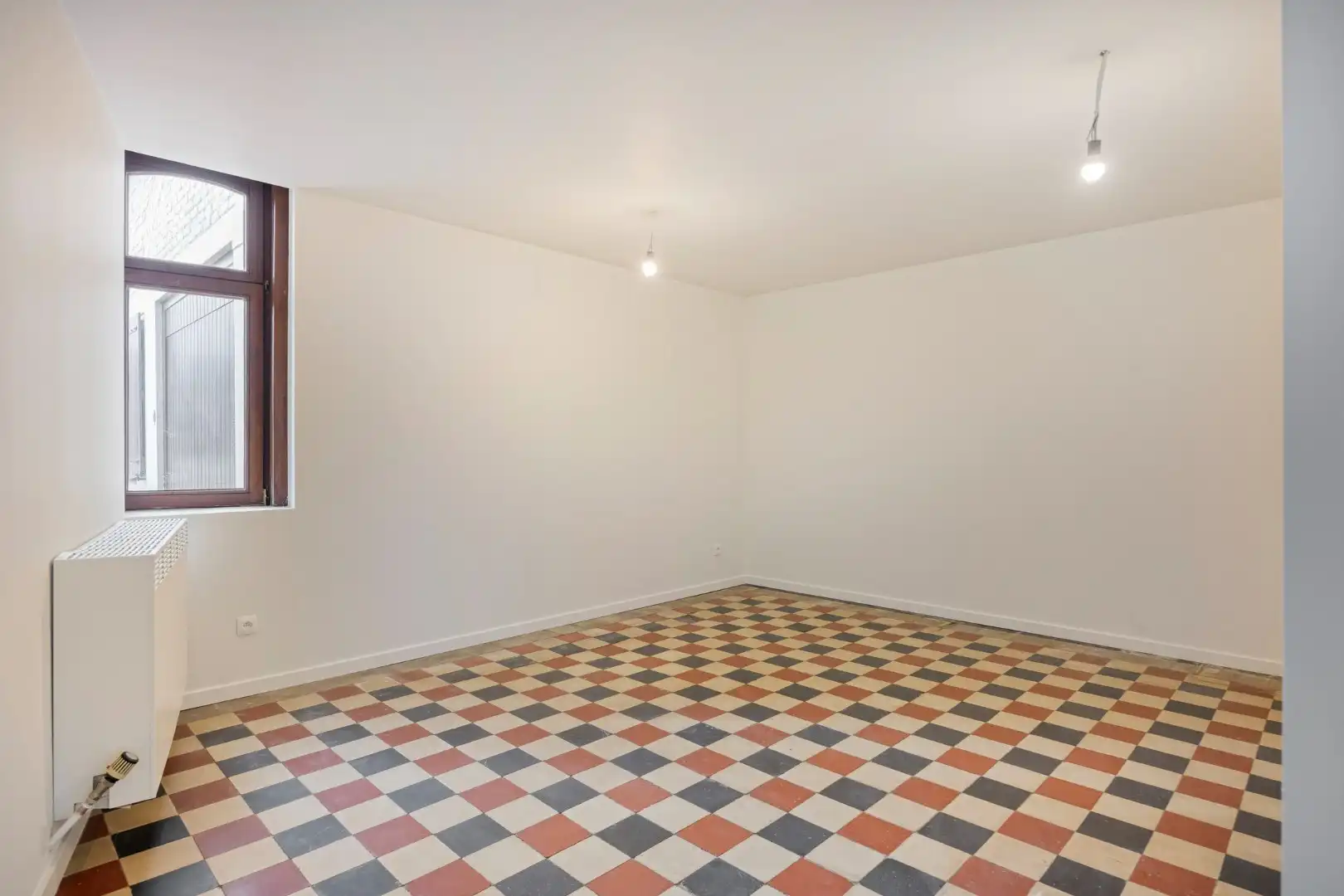 Instapklare gezinswoning met praktijkruimte foto 14