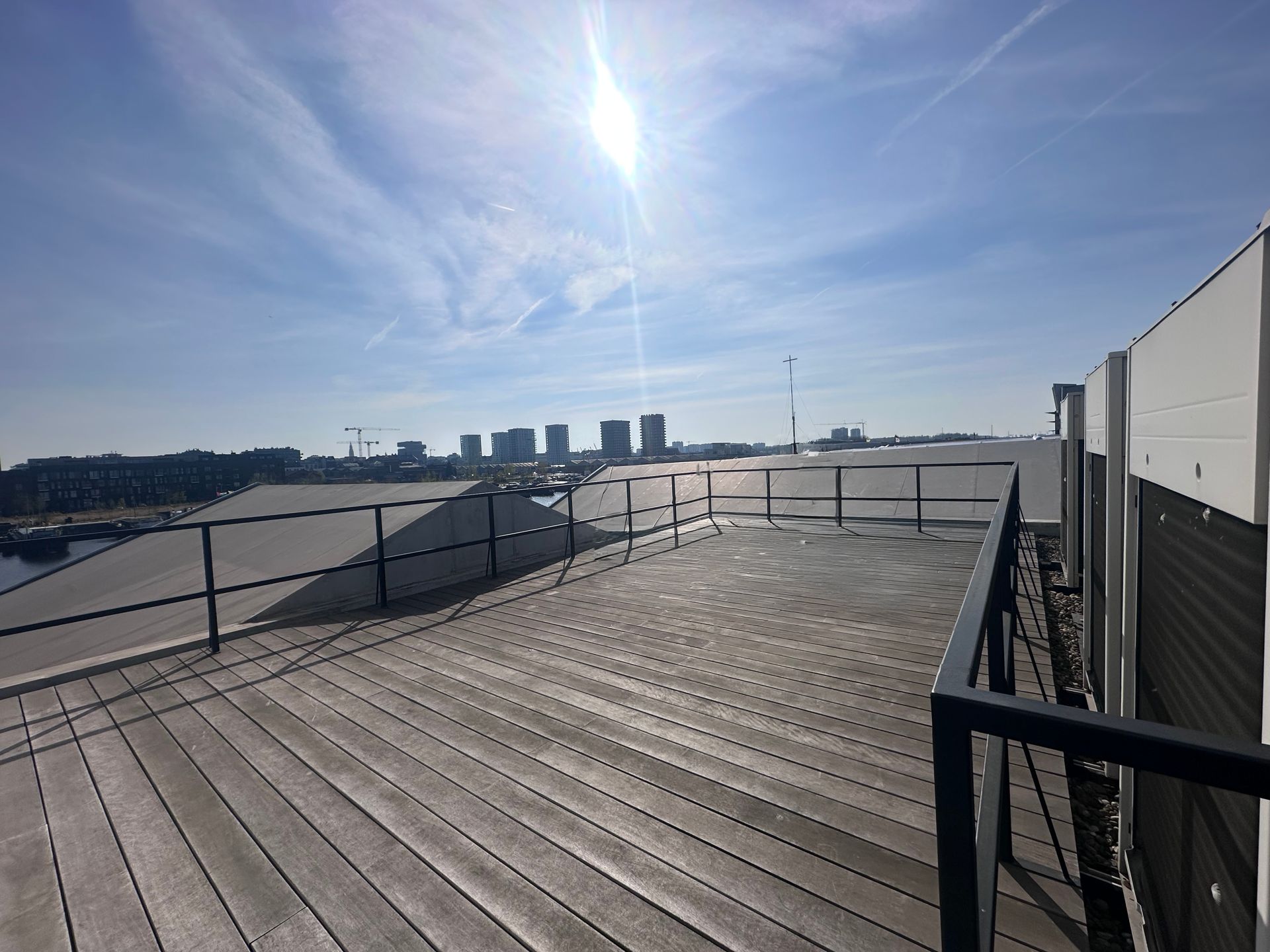 Instapklaar kantoor te huur te Antwerpen!  foto 9