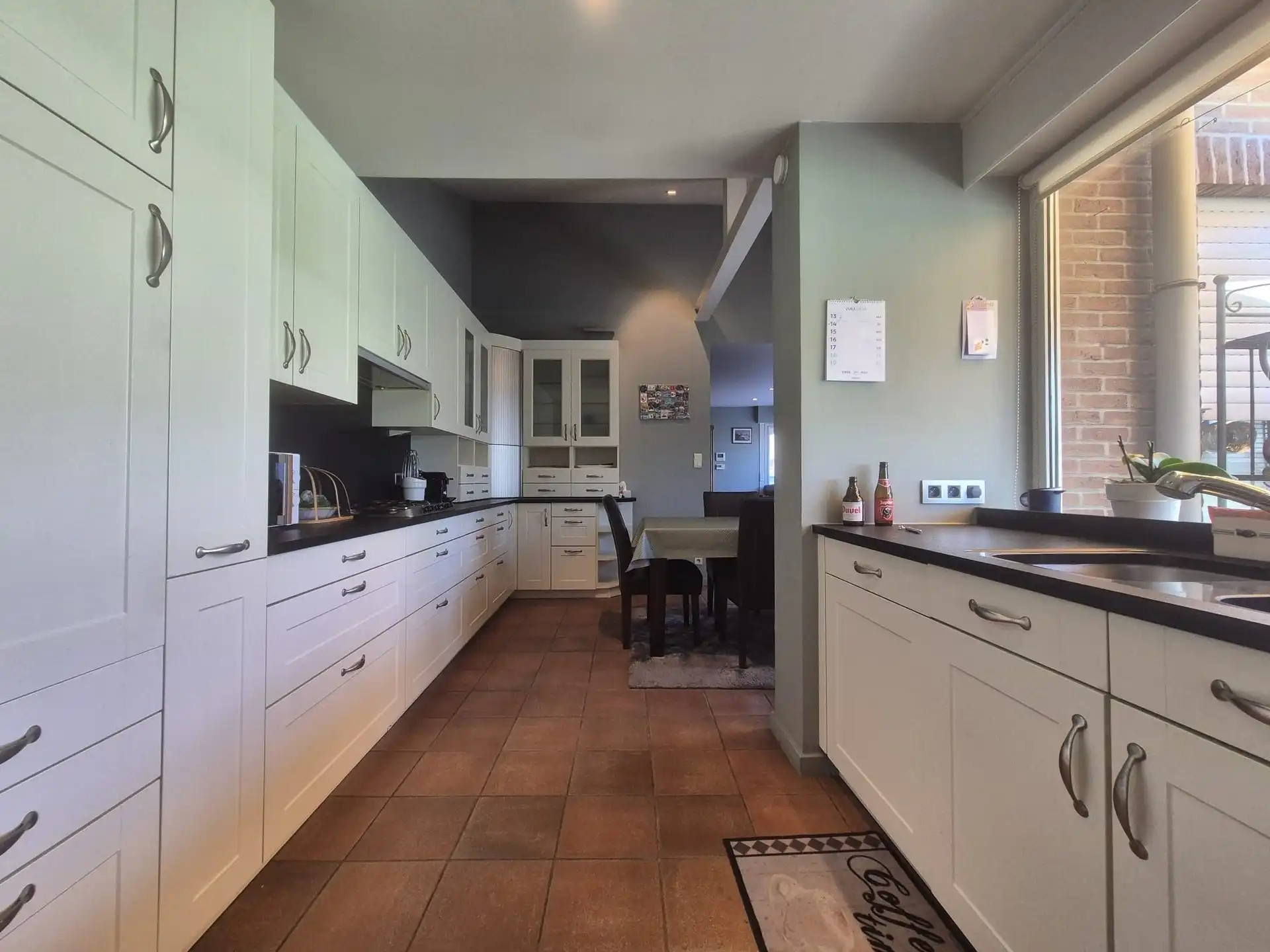Gezinswoning met 3 slaapkamers en tuin foto 9