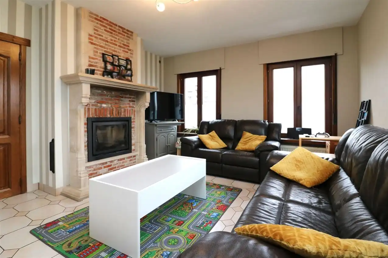 Villawoning met tuin op een goede locatie foto 40