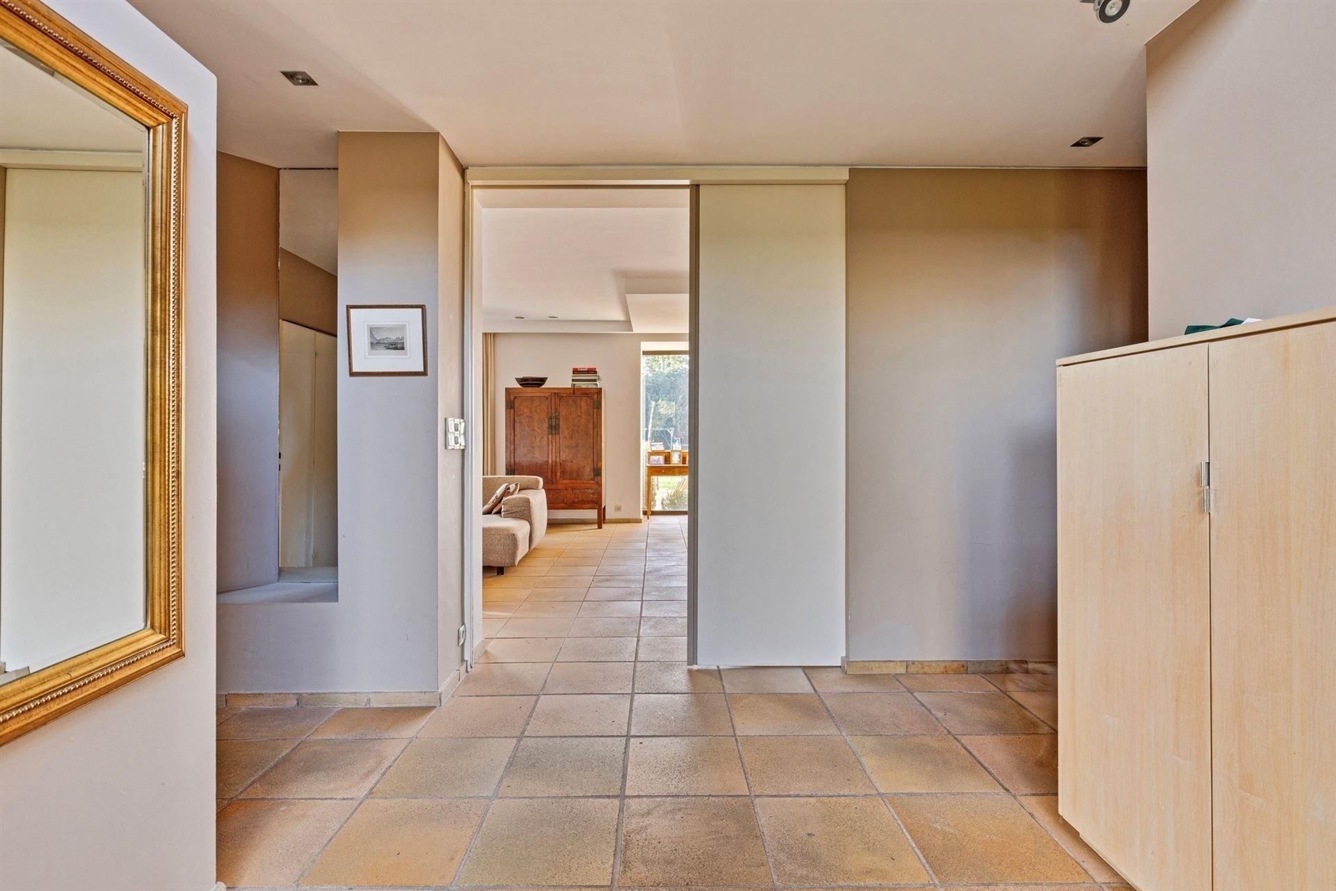 Ruime klassieke villa met zwembad in doodlopende straat foto 8