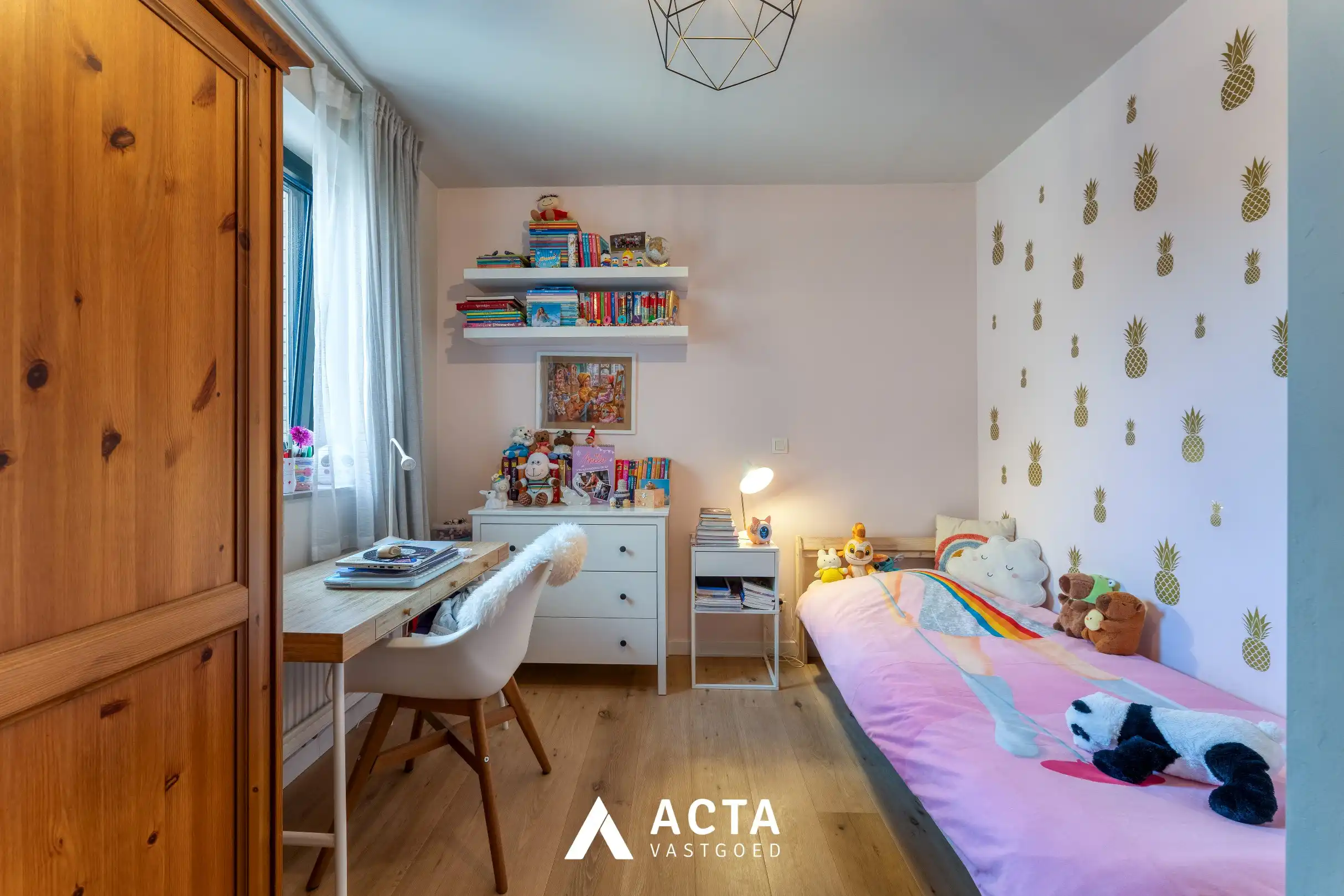 Instapklare halfopen gezinswoning in Baanhof in Oostende foto 18